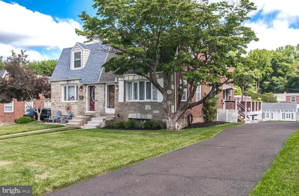 Photo of 8606 Bridle Road, PHILADELPHIA, PA 19115 (MLS # PAPH2644636)