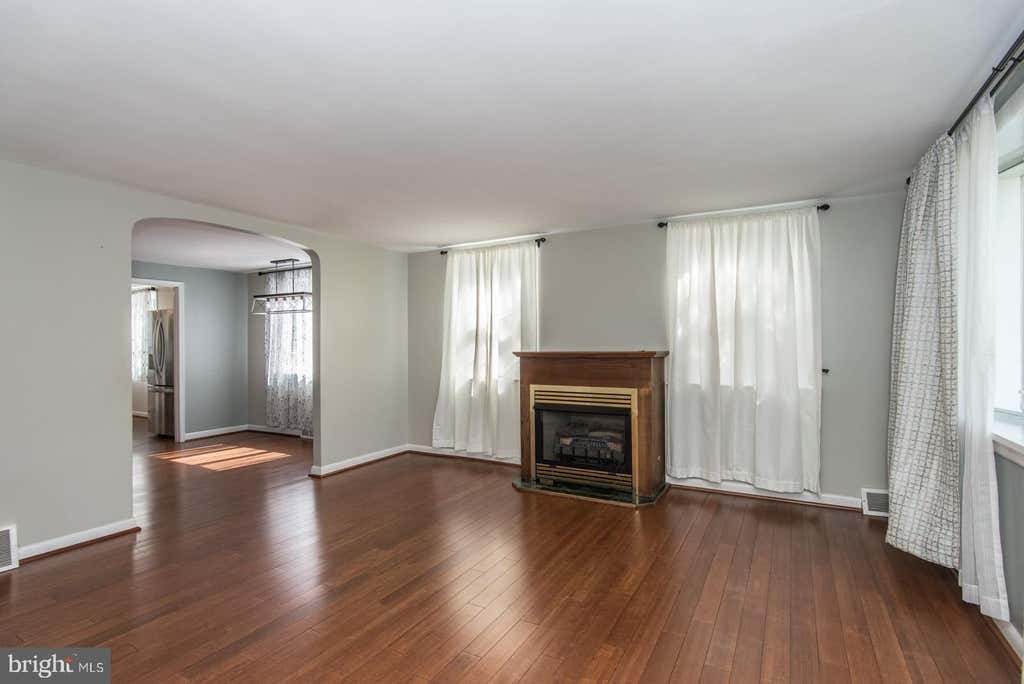 Photo of 8606 Bridle Road, PHILADELPHIA, PA 19115 (MLS # PAPH2644636)