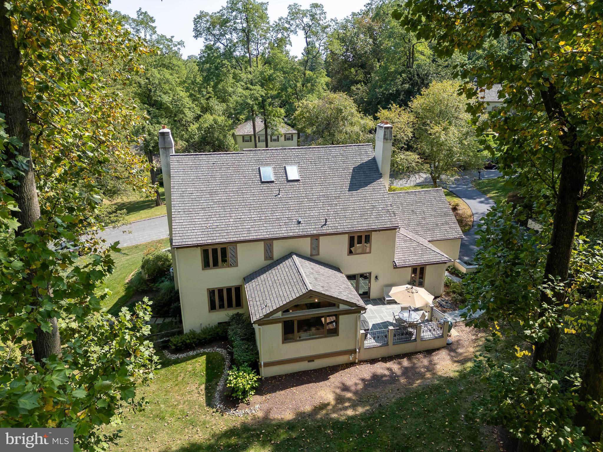 RAVENSCLIFF - Residential