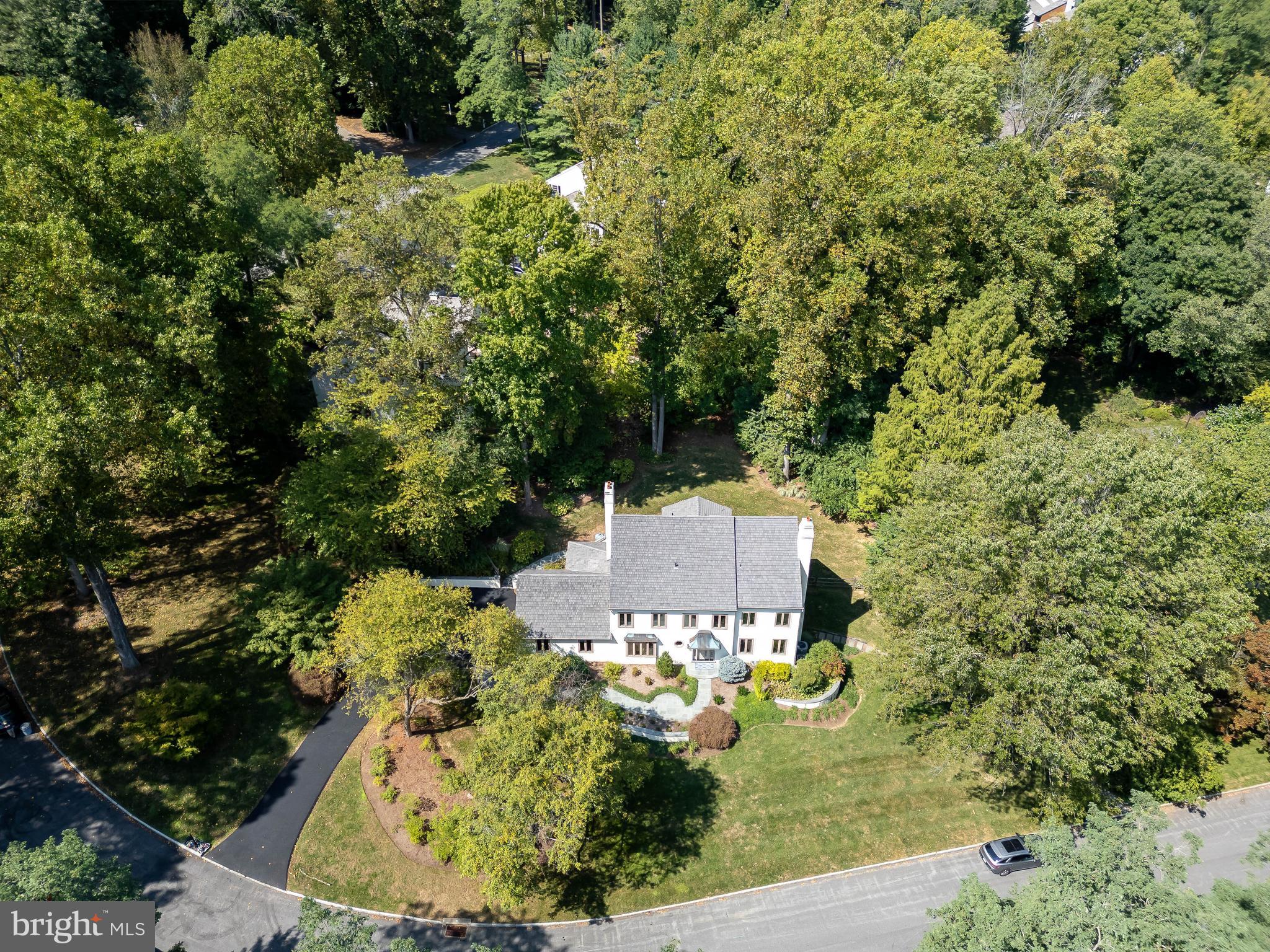 RAVENSCLIFF - Residential