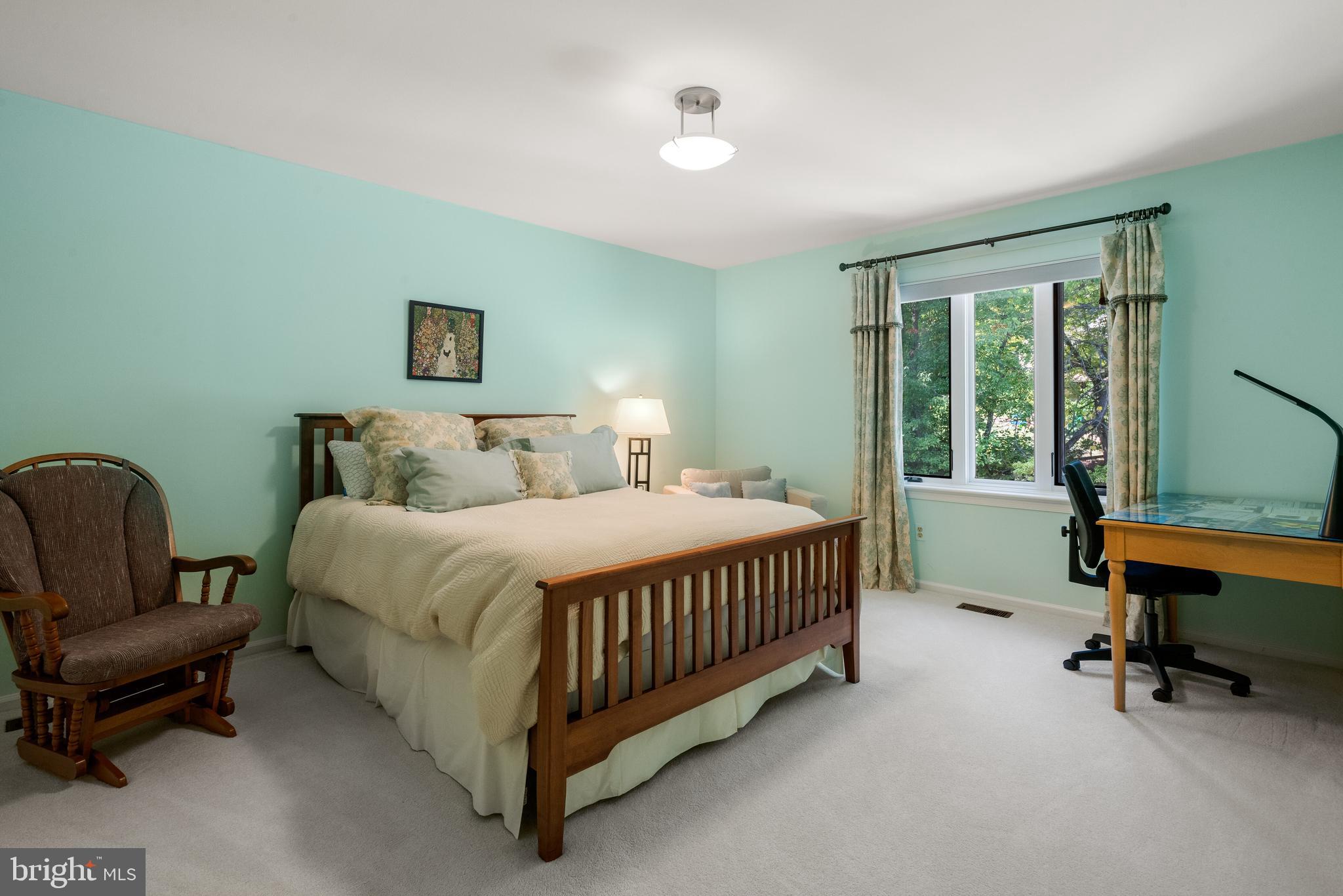 RAVENSCLIFF - Residential