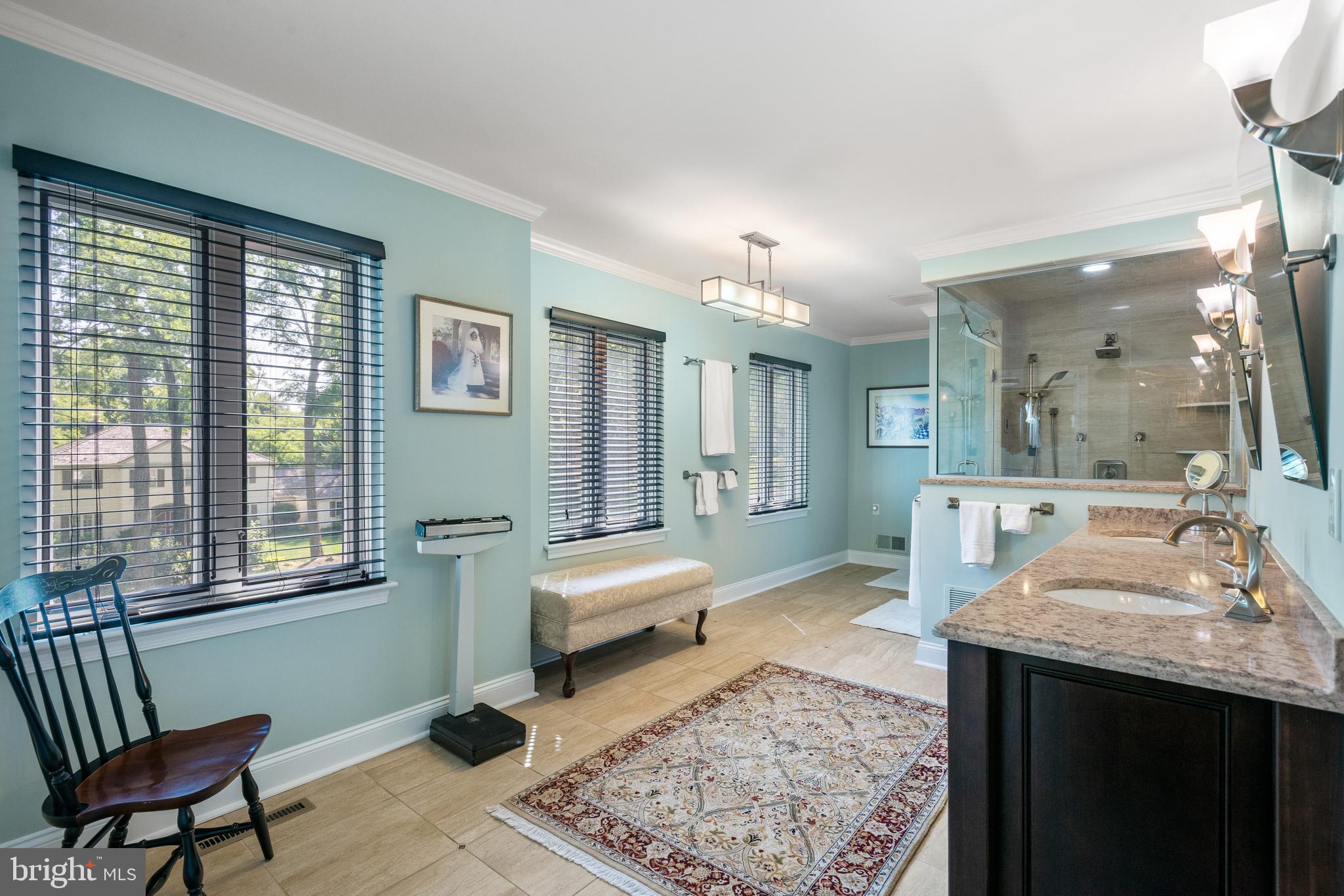 RAVENSCLIFF - Residential