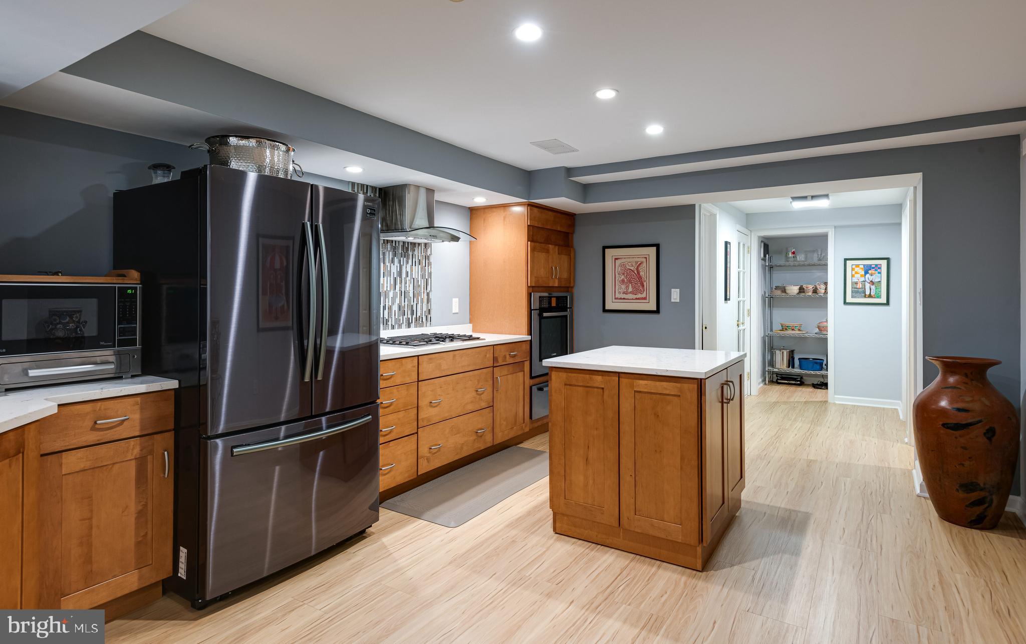 RAVENSCLIFF - Residential
