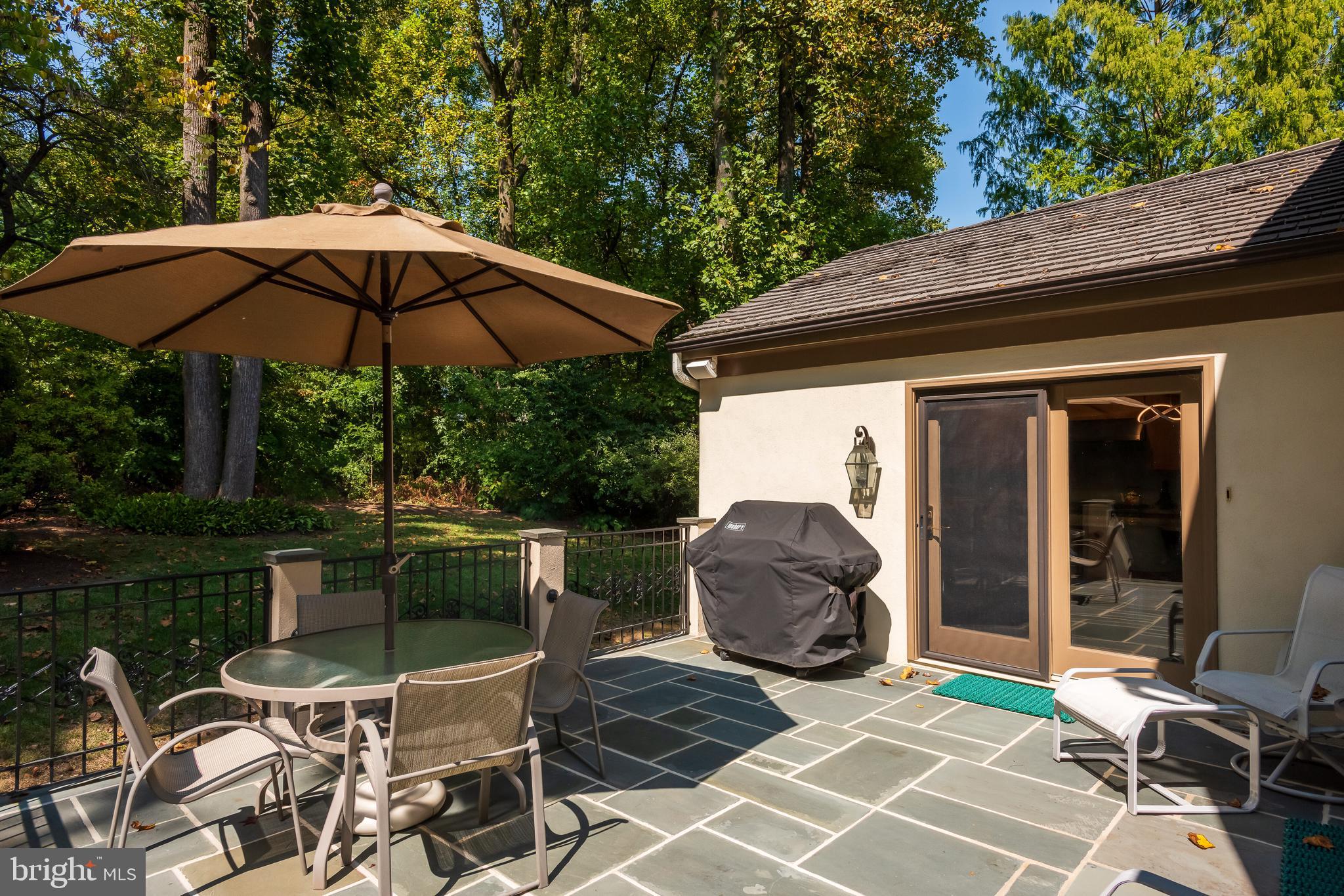 RAVENSCLIFF - Residential
