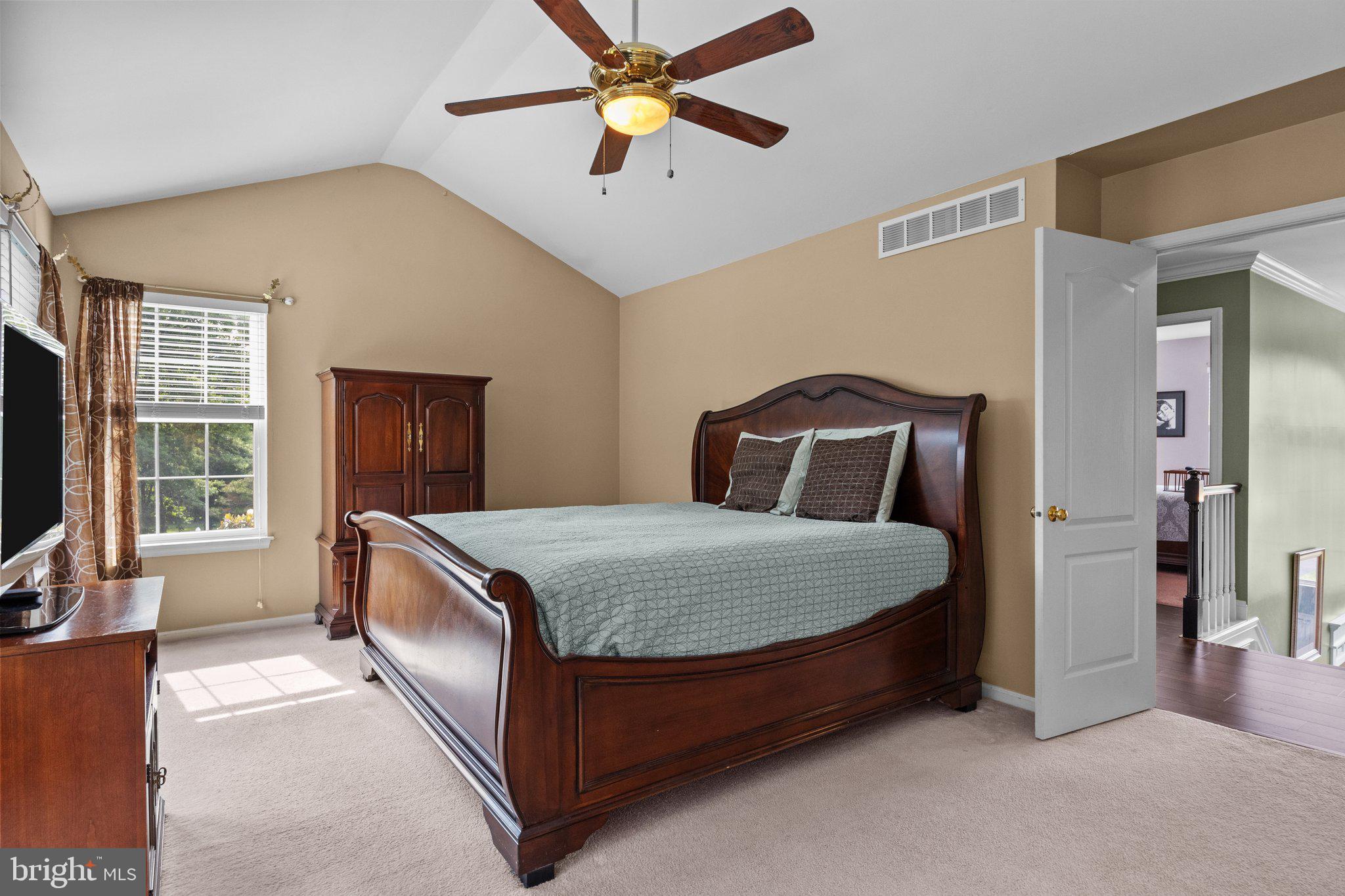 HIDDEN CREEK - Residential