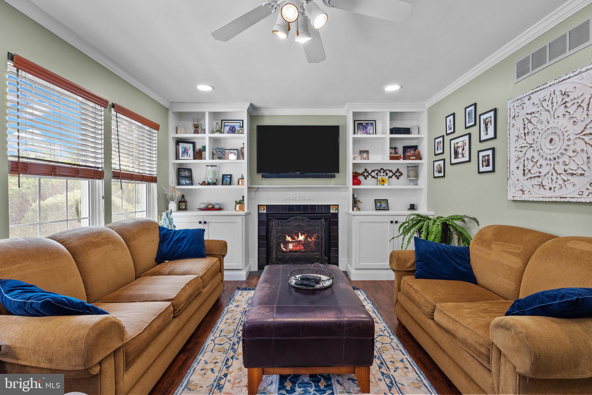 HIDDEN CREEK - Residential