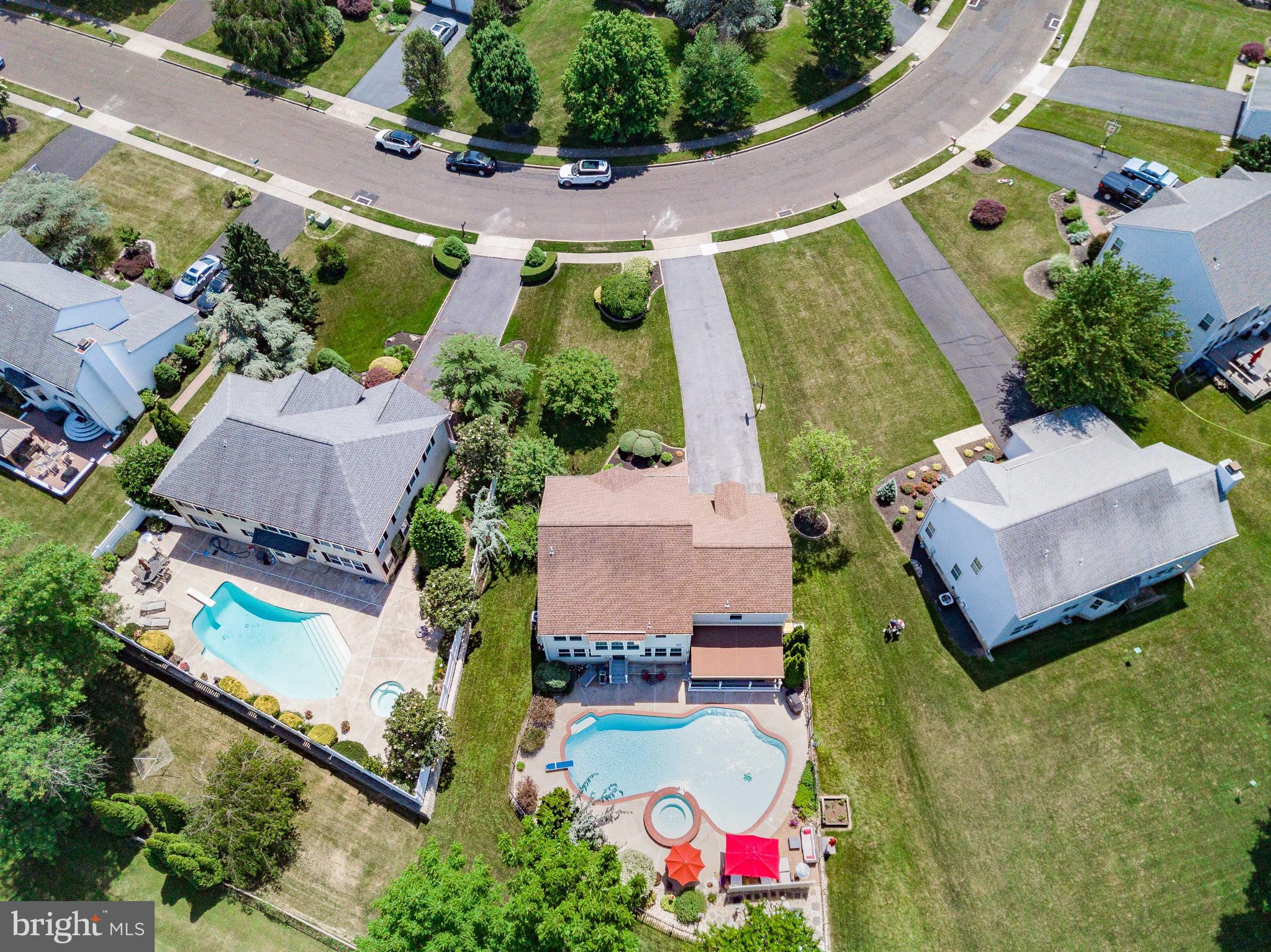 HIDDEN CREEK - Residential