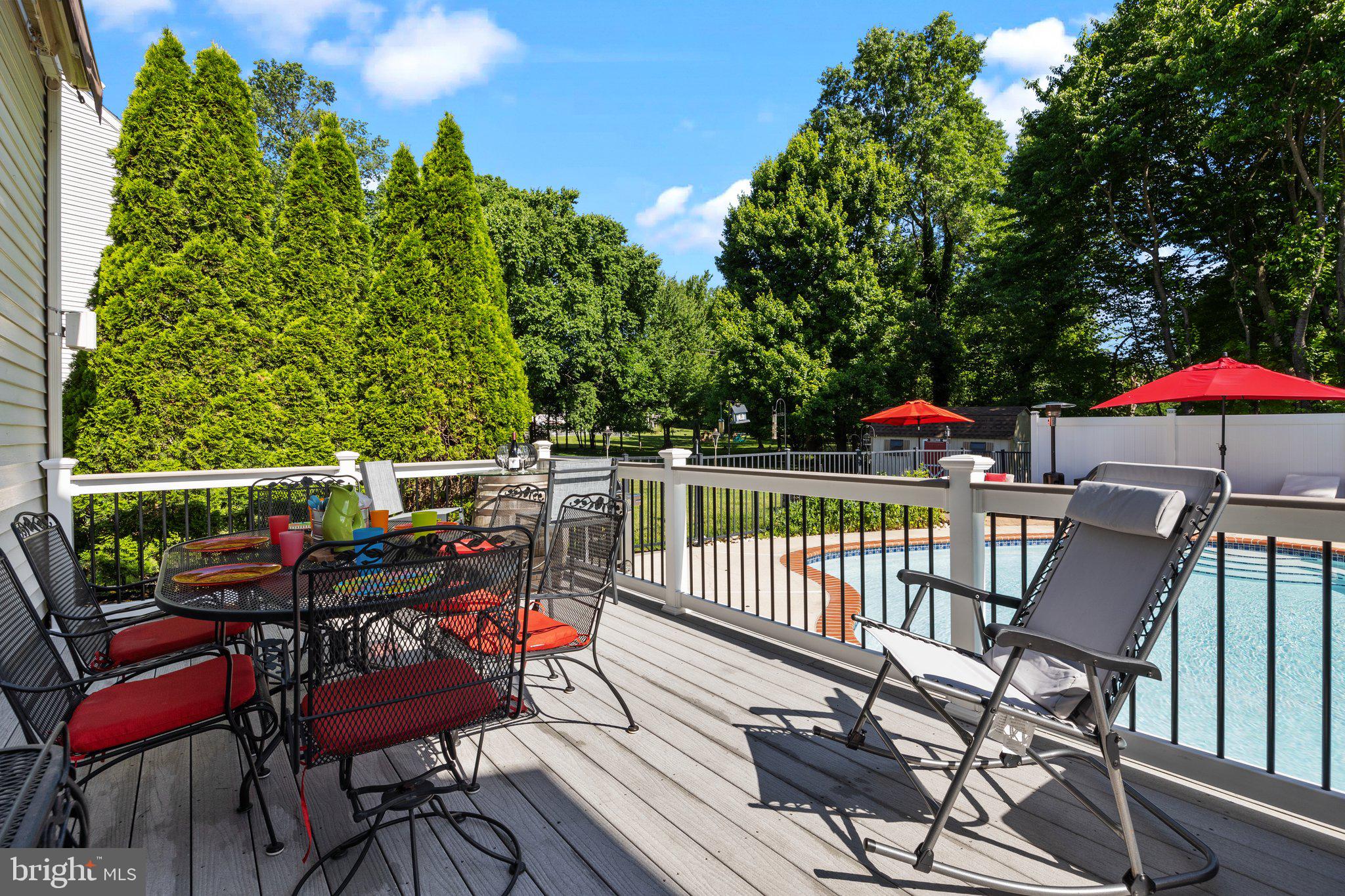 HIDDEN CREEK - Residential