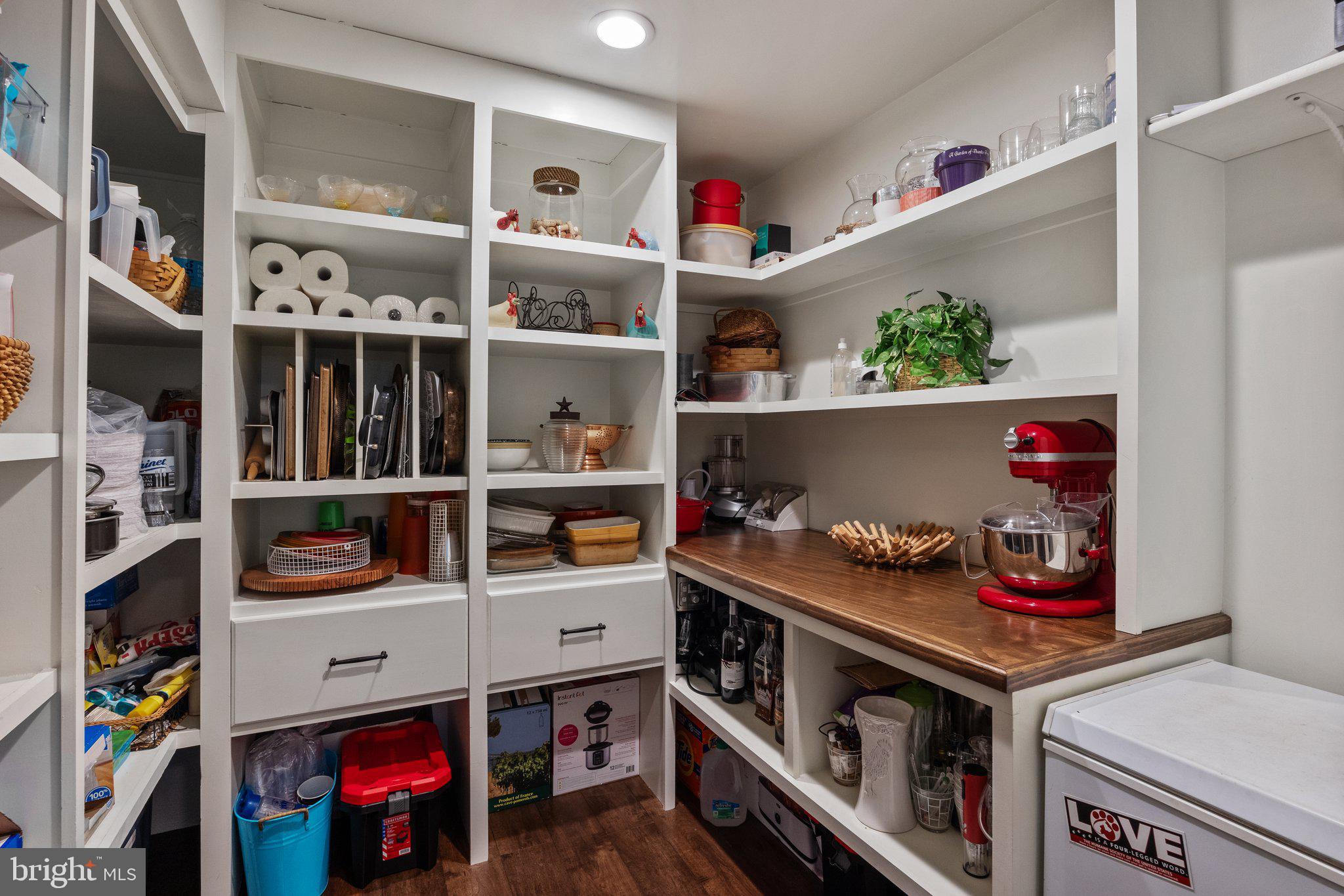 HIDDEN CREEK - Residential