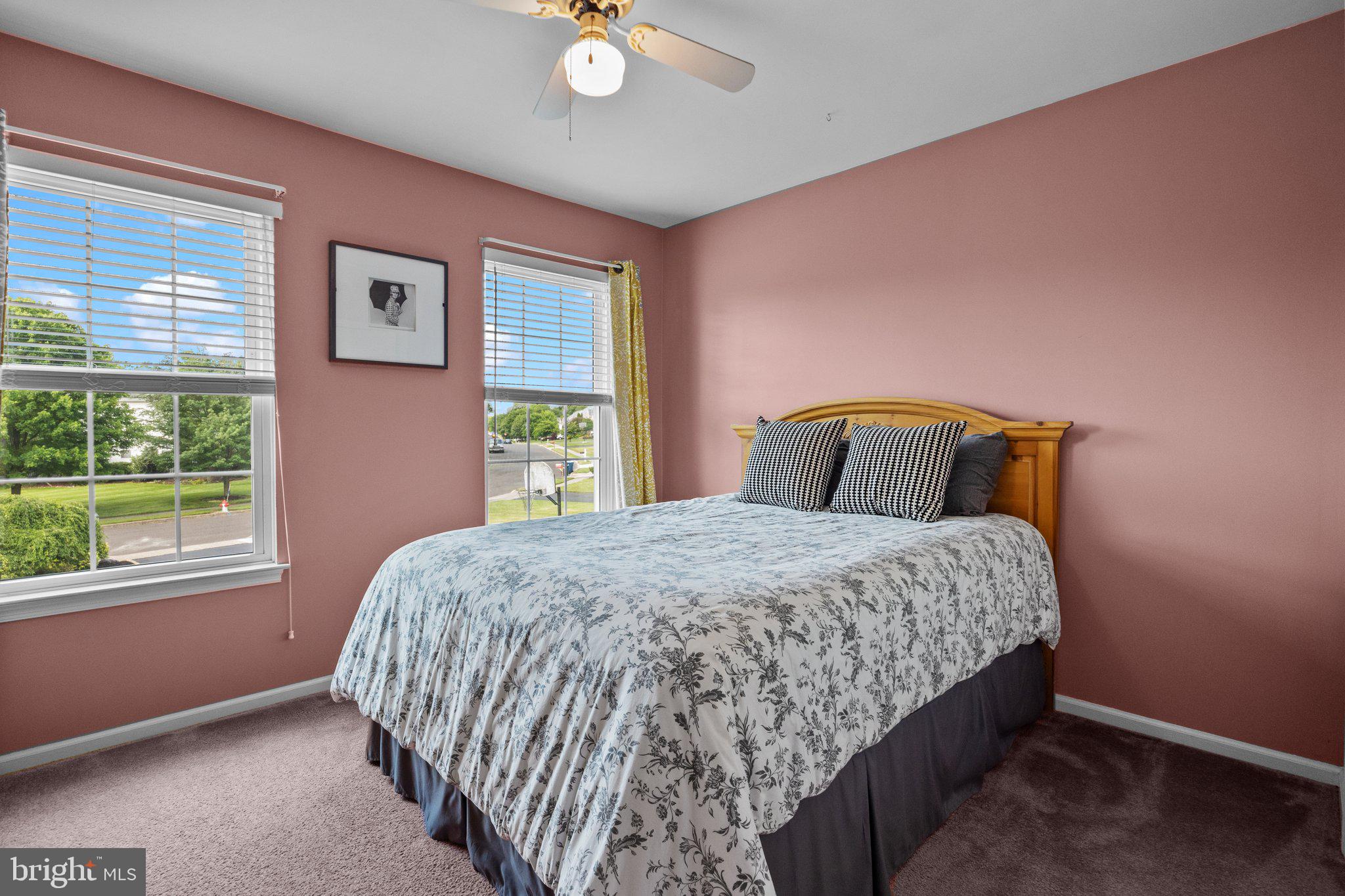 HIDDEN CREEK - Residential