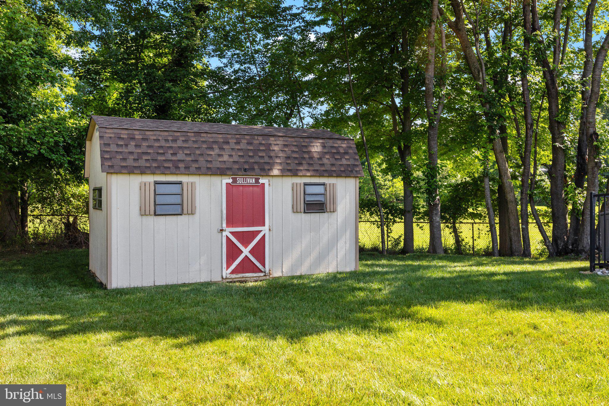 HIDDEN CREEK - Residential