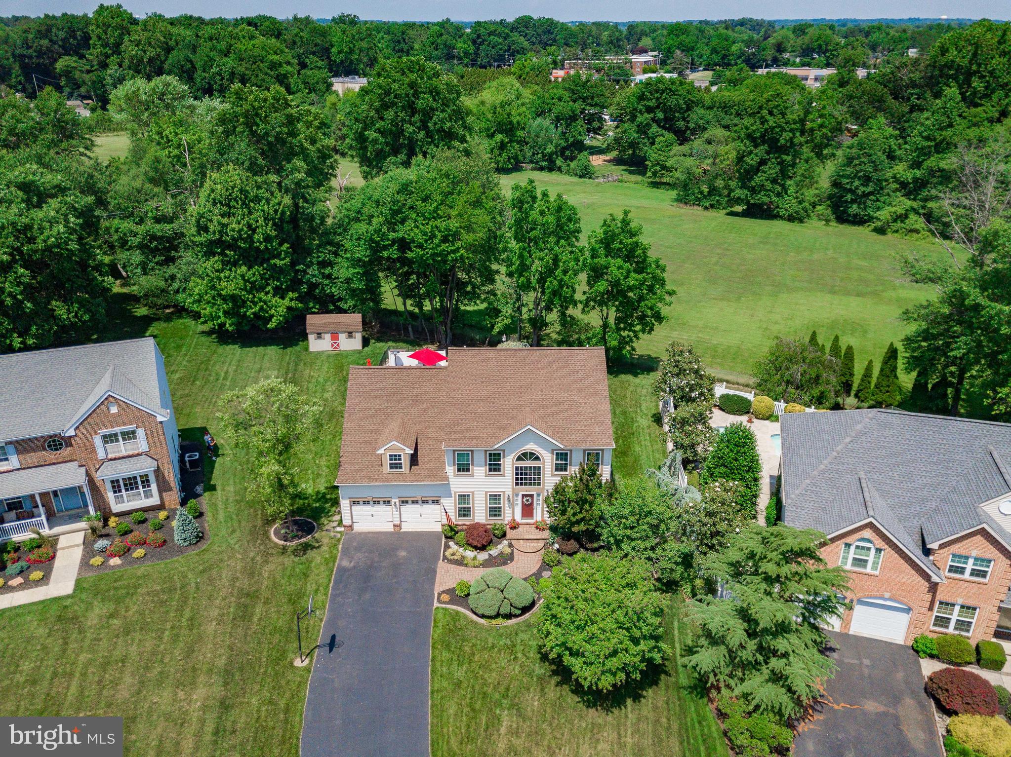 HIDDEN CREEK - Residential