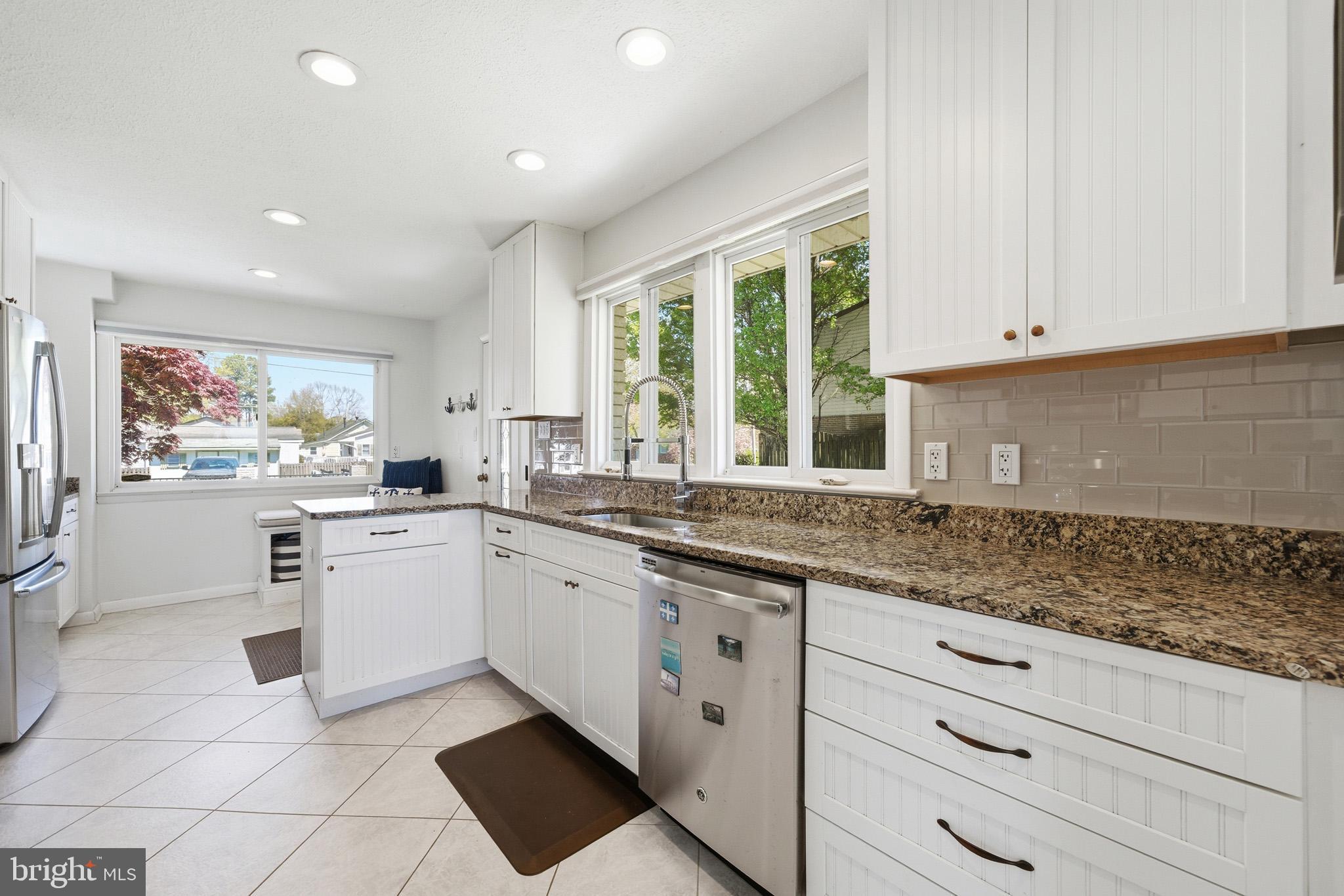 ST CLEMENTS SHORES - Residential