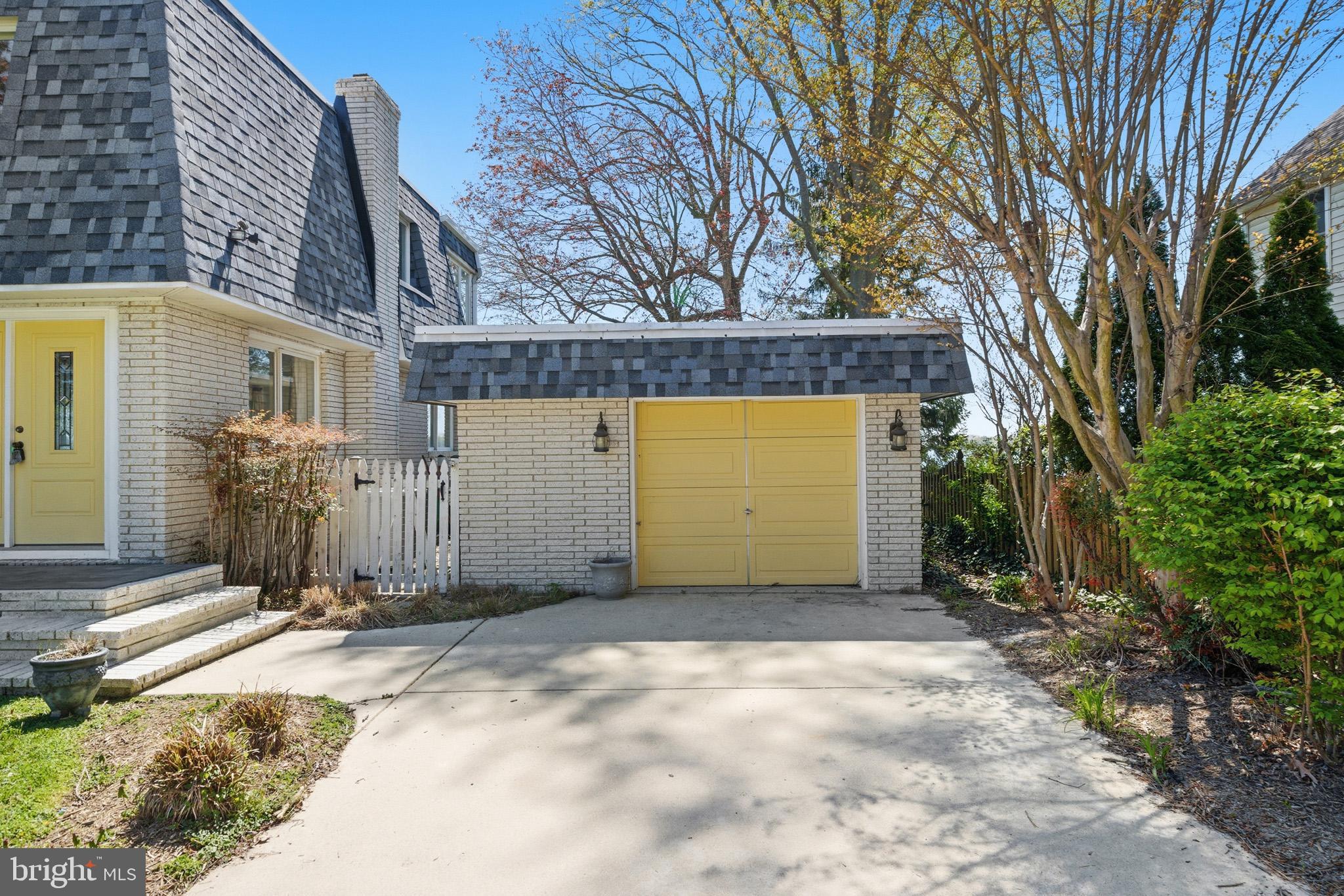 ST CLEMENTS SHORES - Residential