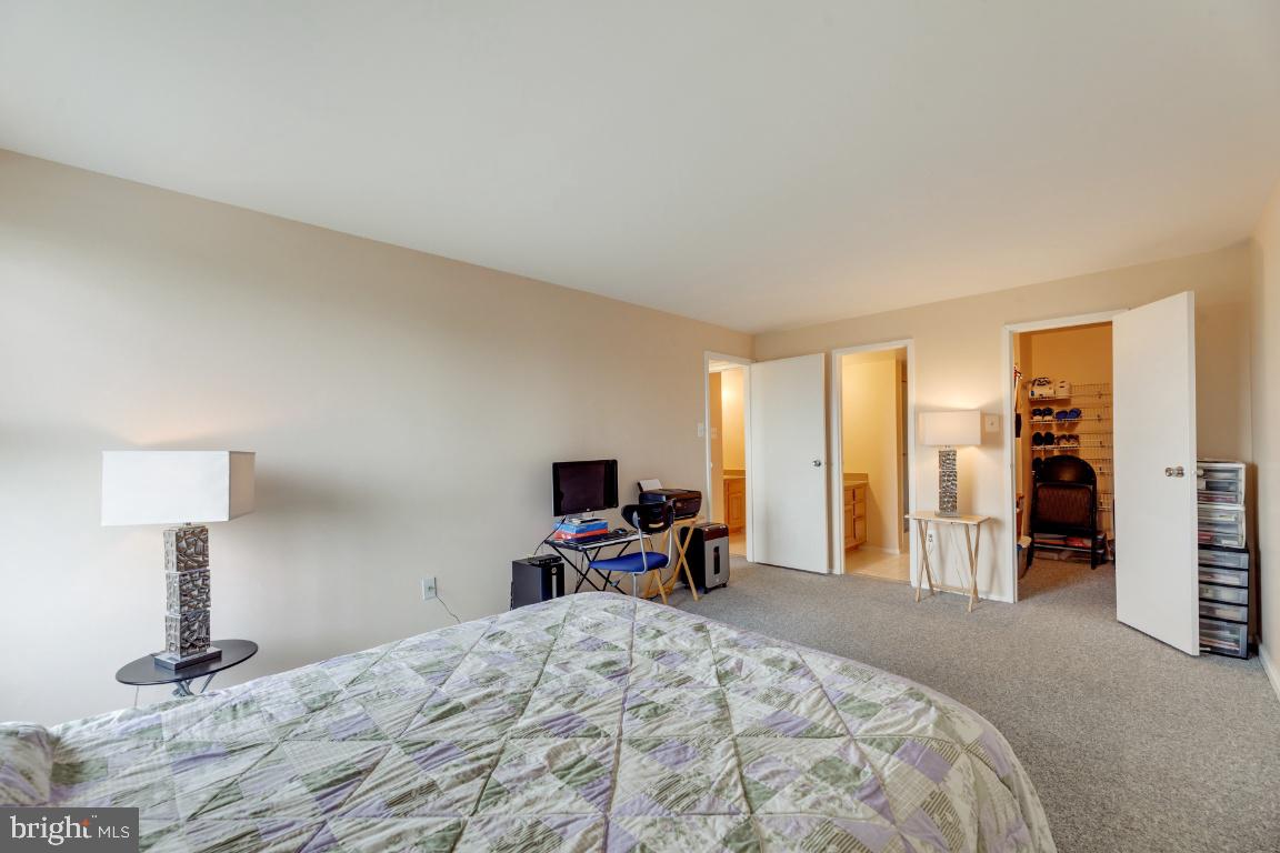 SENTINEL OF LANDMARK - Residential