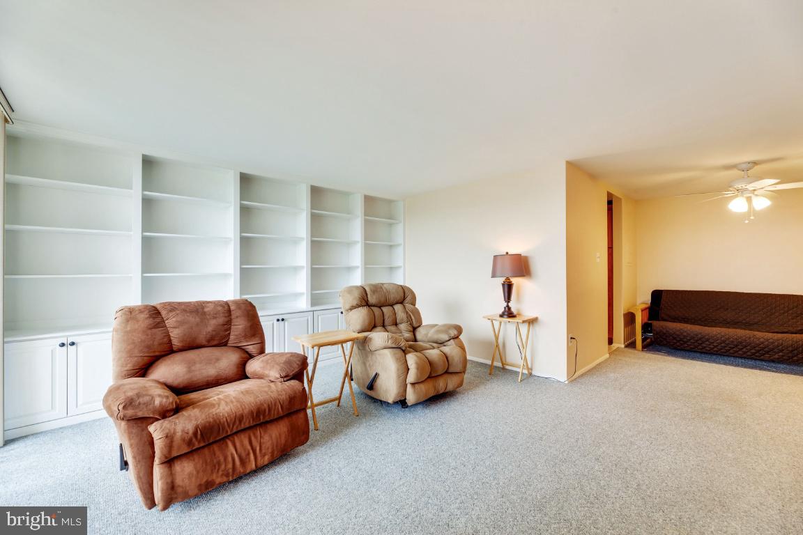 SENTINEL OF LANDMARK - Residential