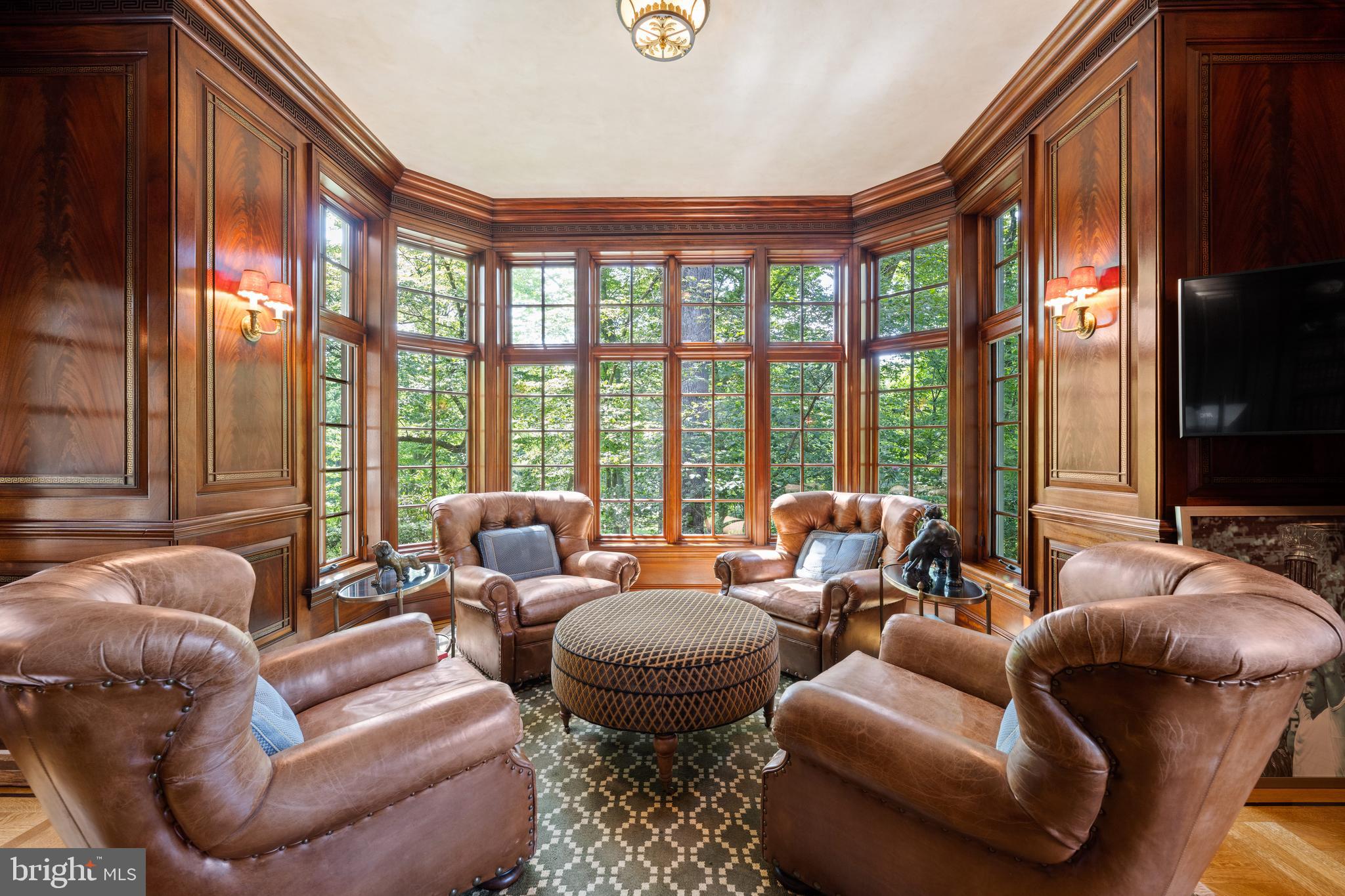 GLADWYNE - Residential