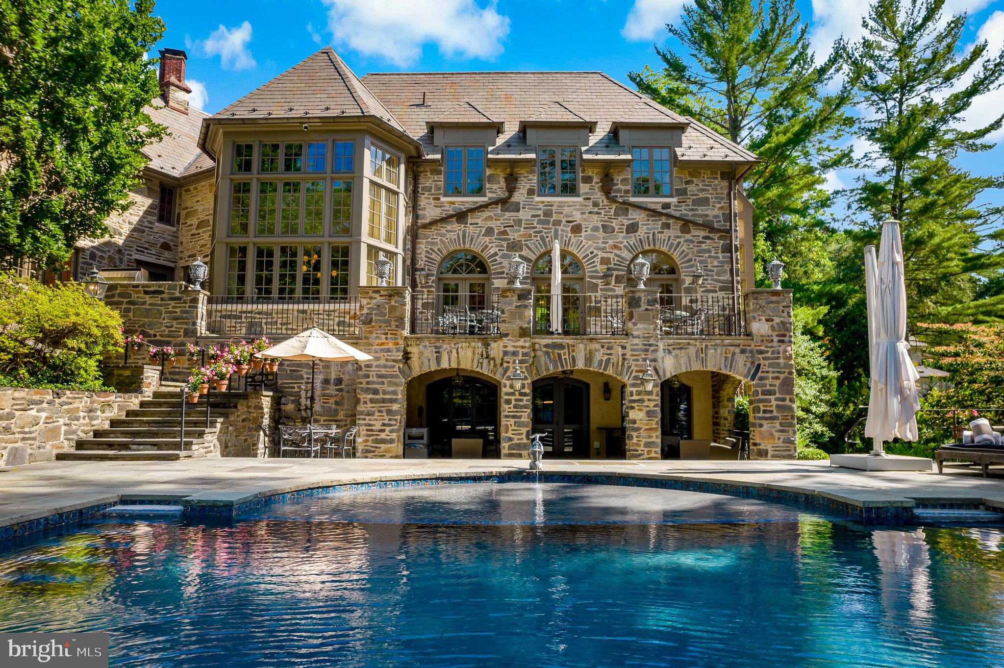 GLADWYNE - Residential