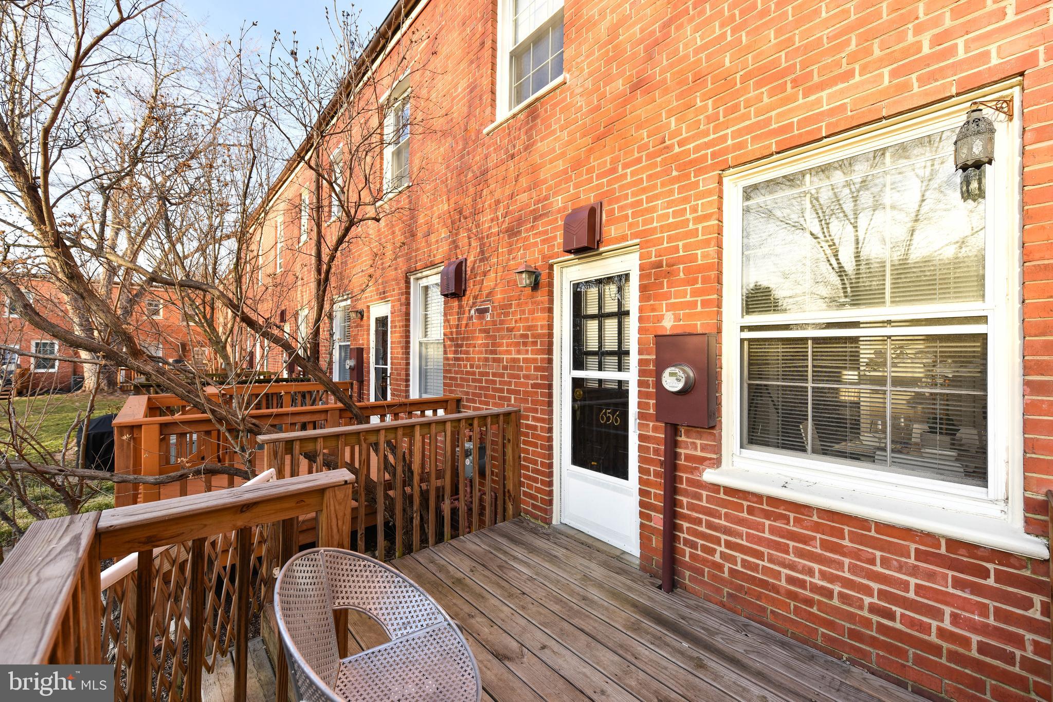 ARLINGTON VILLAGE - Residential