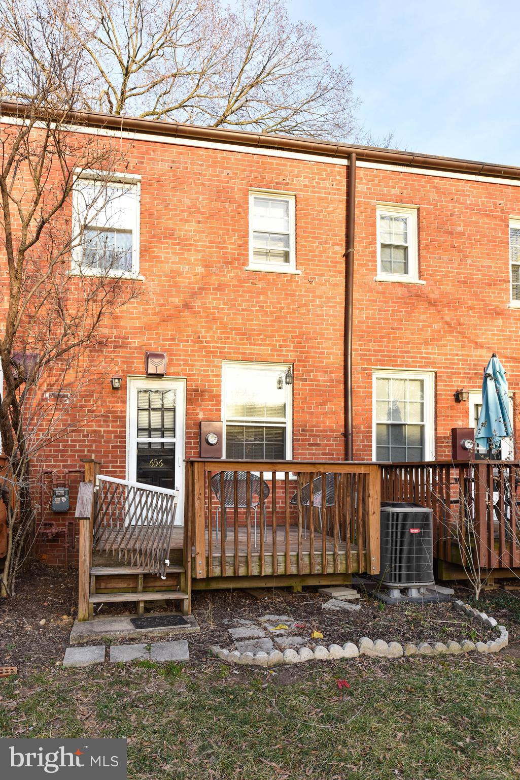 ARLINGTON VILLAGE - Residential