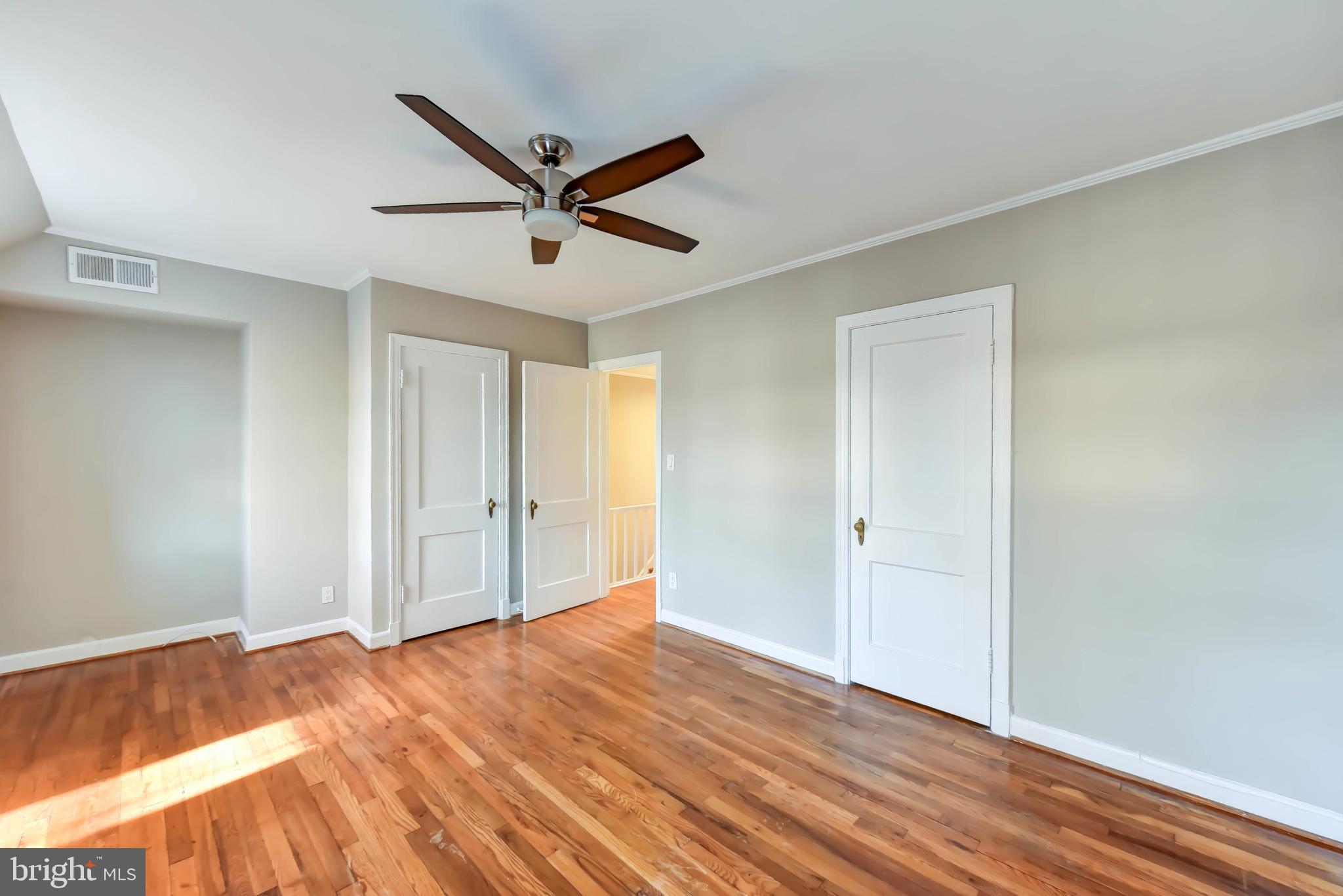 ARLINGTON VILLAGE - Residential