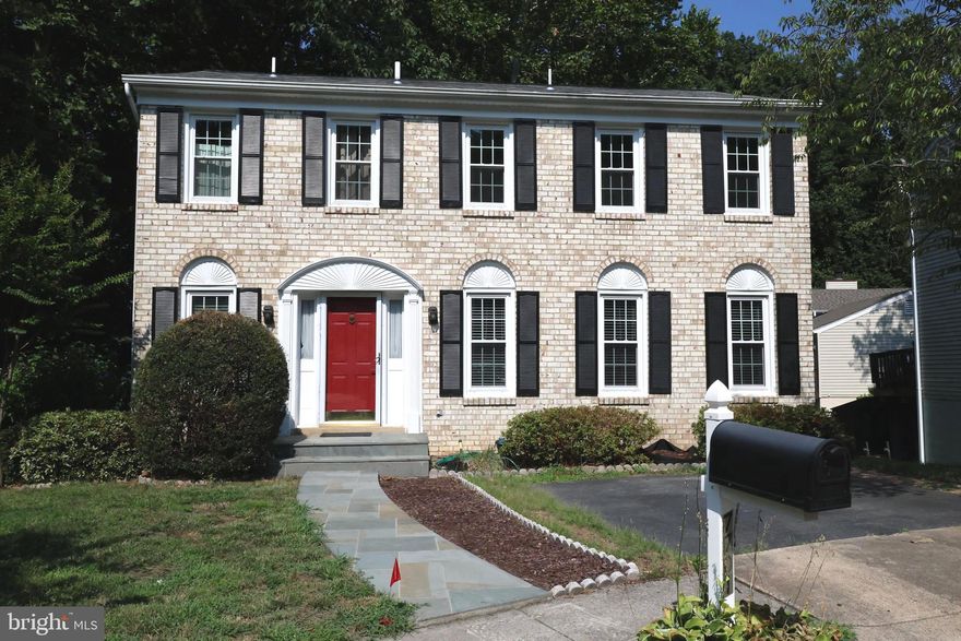 ***Price reduction*** For rent is a charming 3-level colonial single home on a cul-de-sac that backs to parklands. This home has 4 bedrooms and 3.5 baths, an open kitchen with an excellent layout, and a breakfast room that opens to a private deck. Separate living and dining have hardwood floors. The house was just professionally cleaned and freshly painted. A brand-new stainless steel refrigerator replaced an old one. There are 4 bedrooms upstairs with 2 full baths and another full bath in the basement. A large carpeted lower-level family room has a fireplace and sliding glass doors to patio/back yard. This property is right off Fairfax County Parkway and within minutes of major highways, Kingstown shopping, and restaurants. Ready for immediate move-in! Good credit is required.