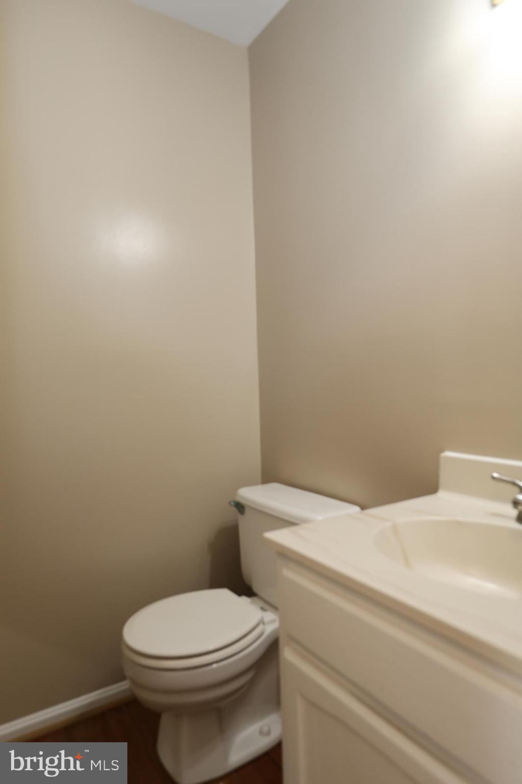 BURGOYNE FOREST WEST - Residential Lease