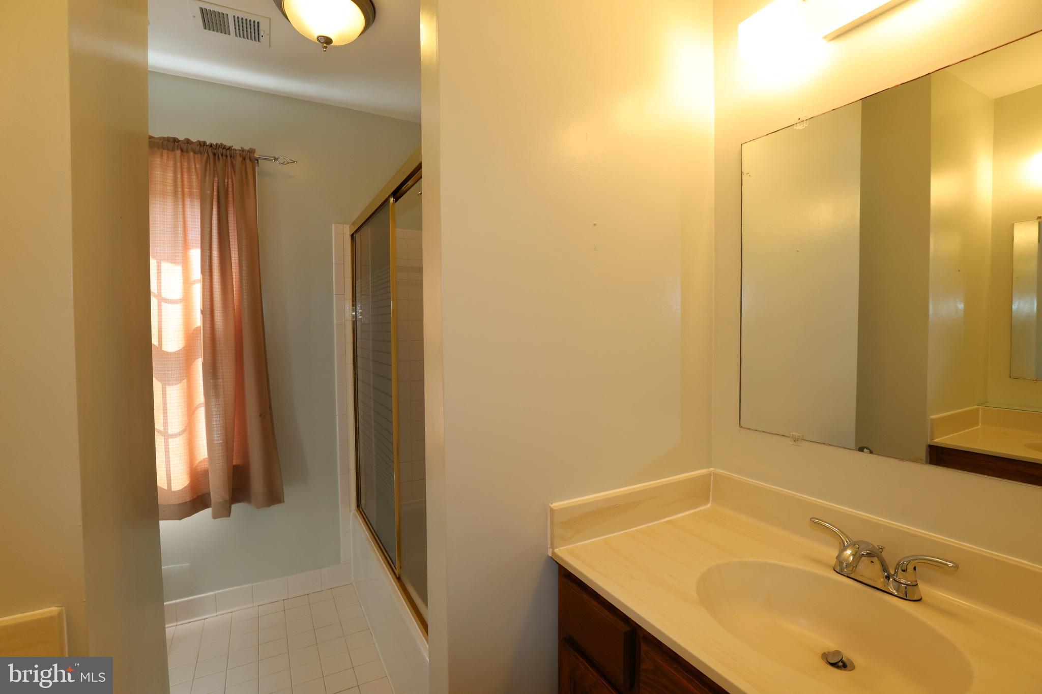 BURGOYNE FOREST WEST - Residential Lease