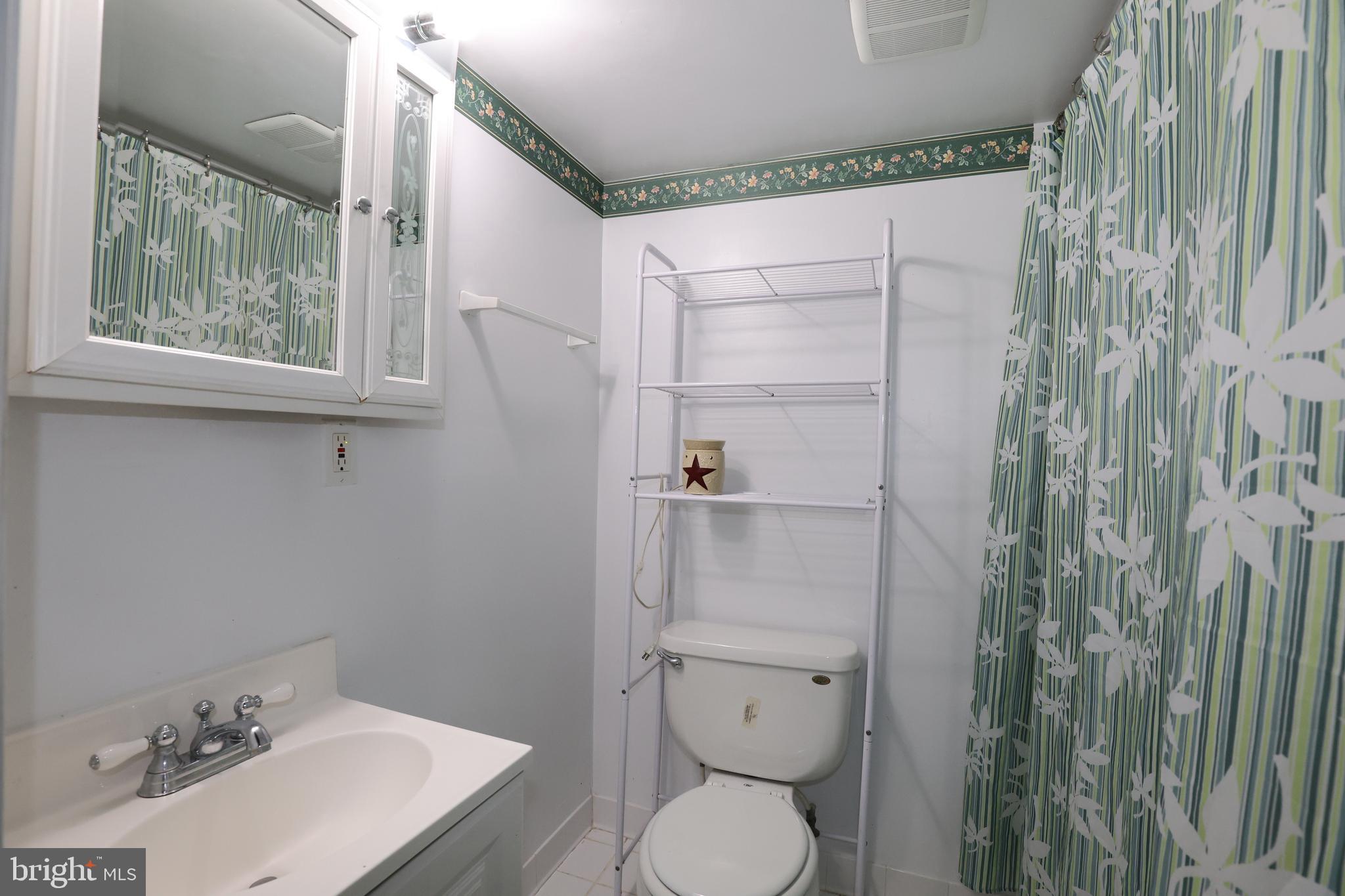 BURGOYNE FOREST WEST - Residential Lease