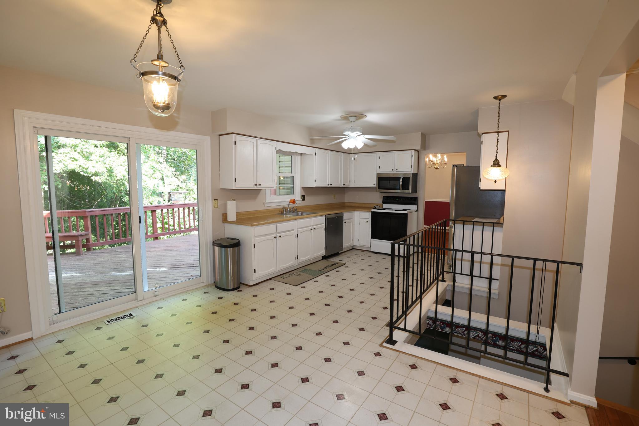 BURGOYNE FOREST WEST - Residential Lease