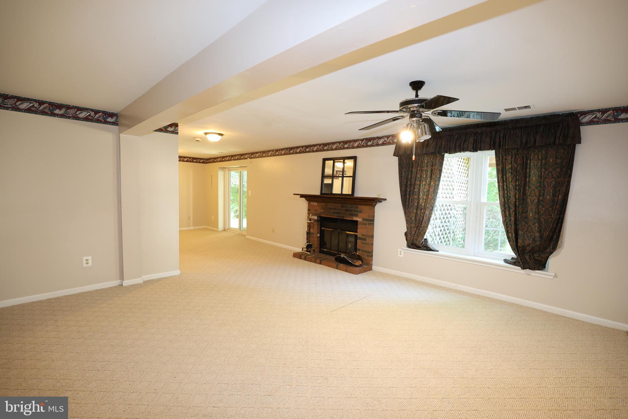 BURGOYNE FOREST WEST - Residential Lease