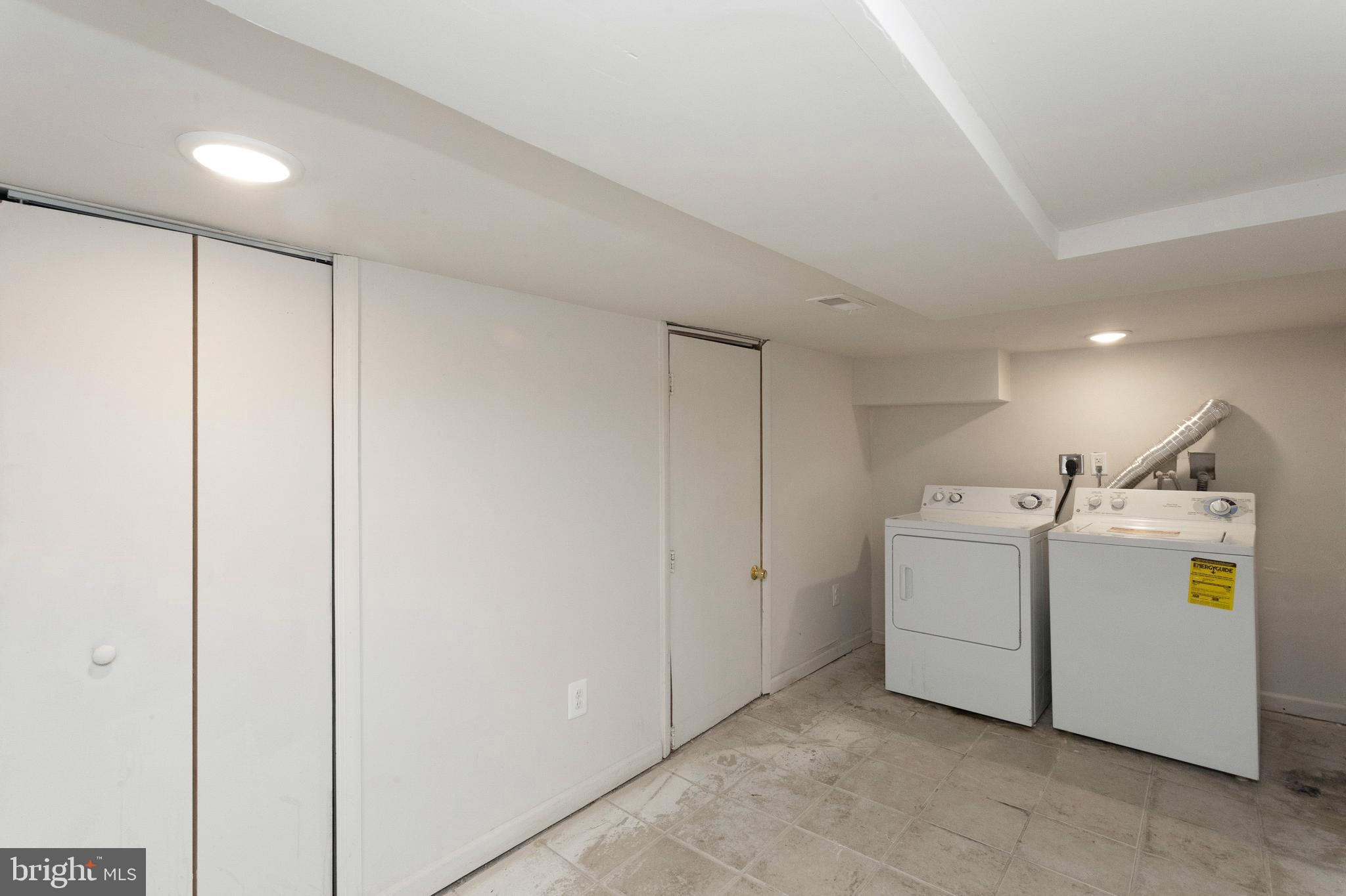 ARLINGTON - Residential