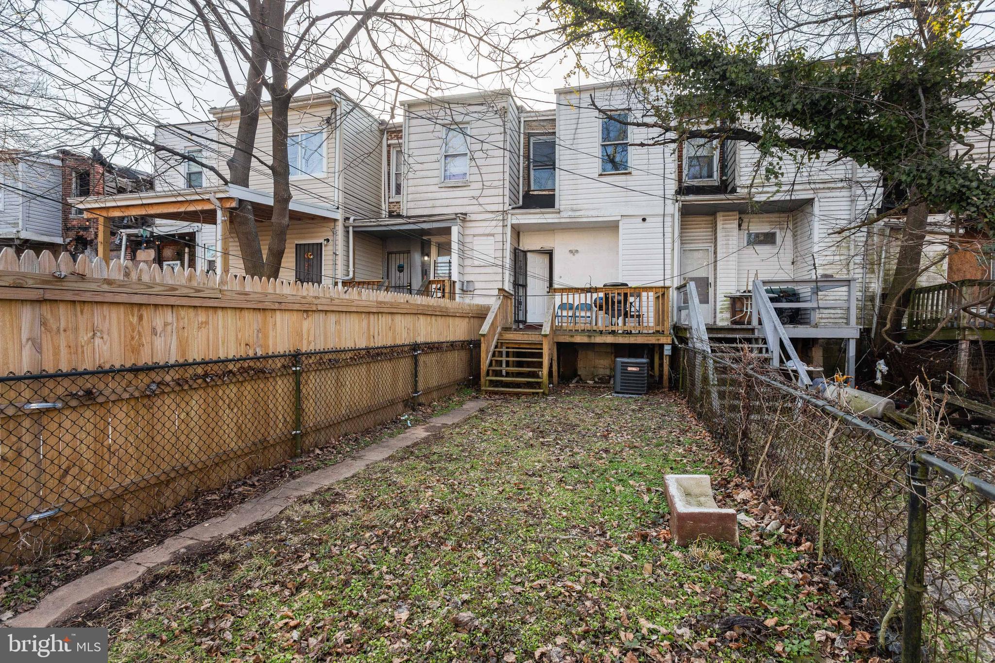 ARLINGTON - Residential