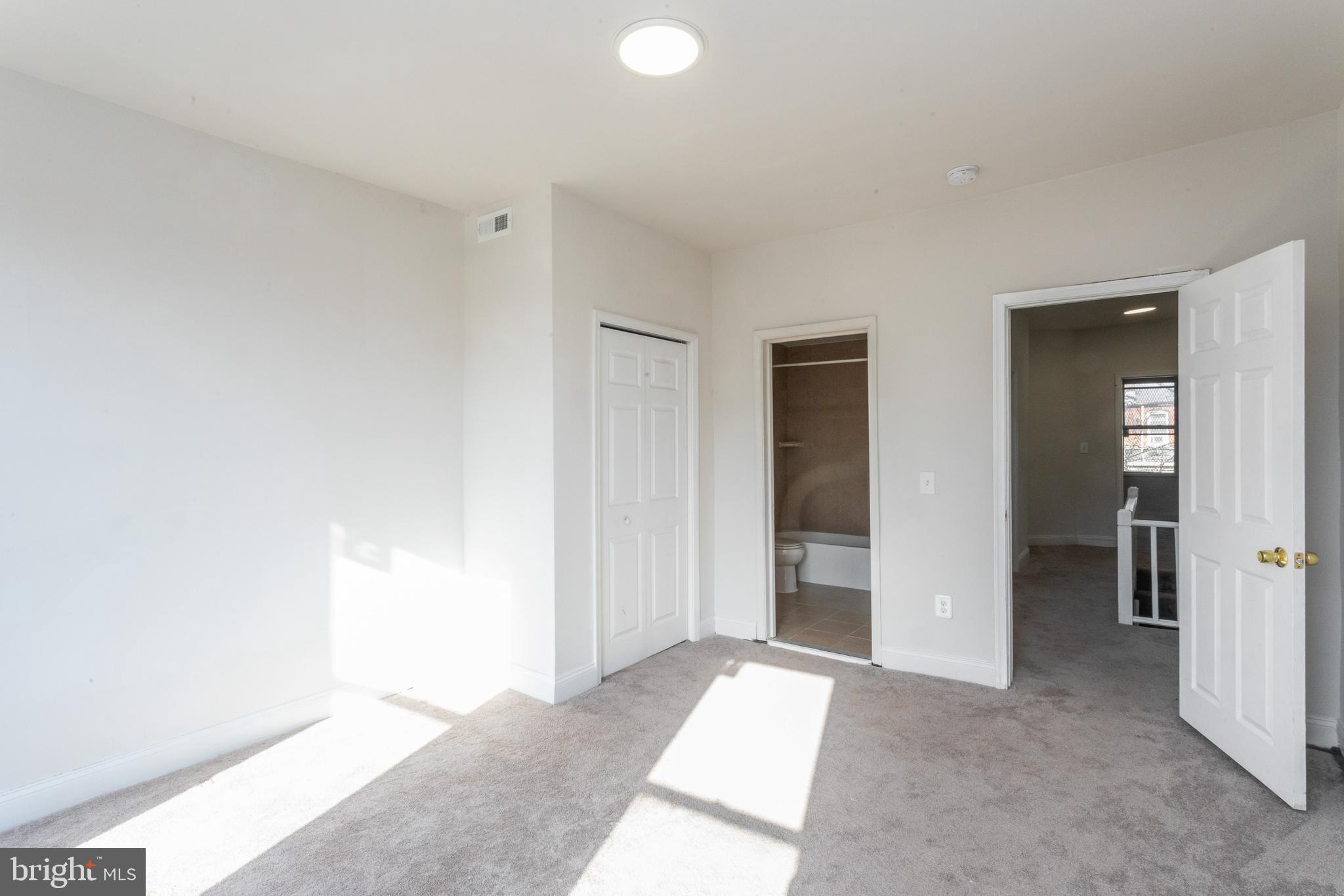 ARLINGTON - Residential