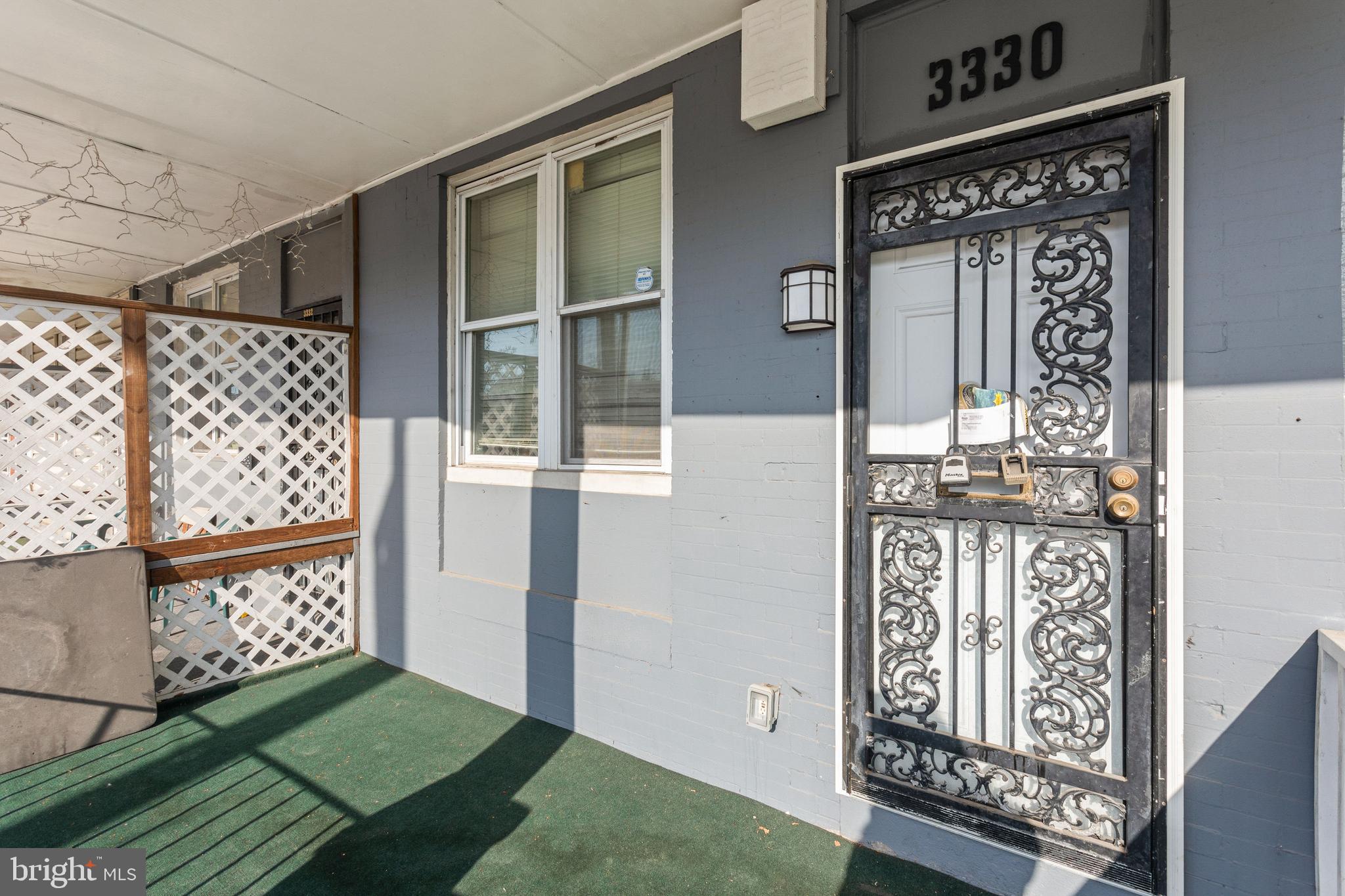 ARLINGTON - Residential