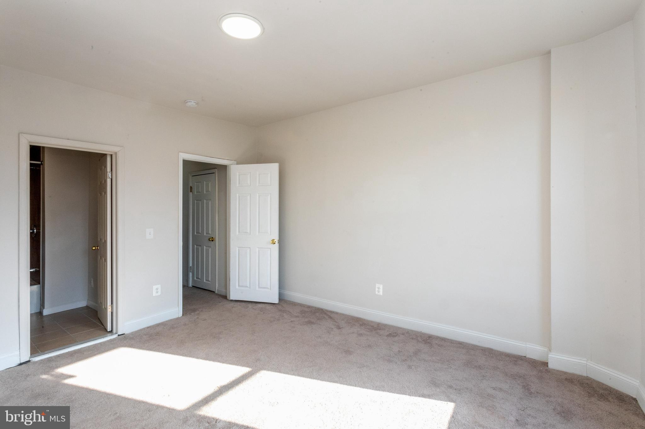 ARLINGTON - Residential