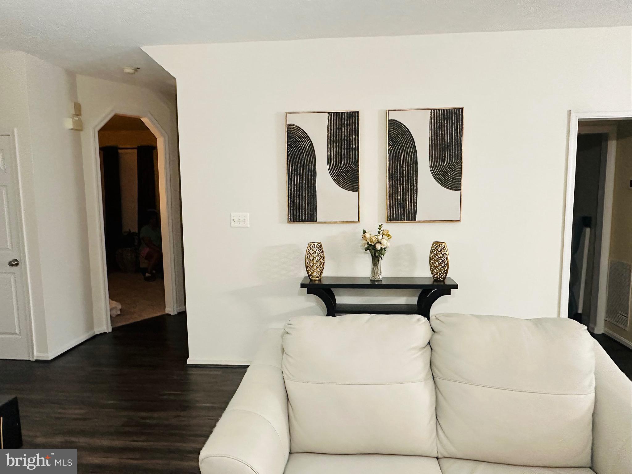 ASHFORD - Residential