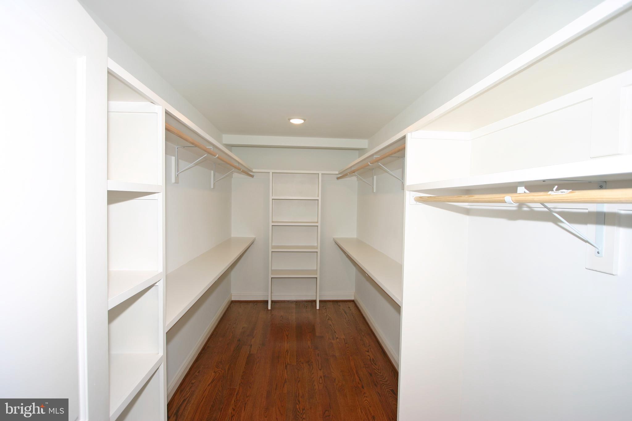 VAUXCLEUSE - Residential