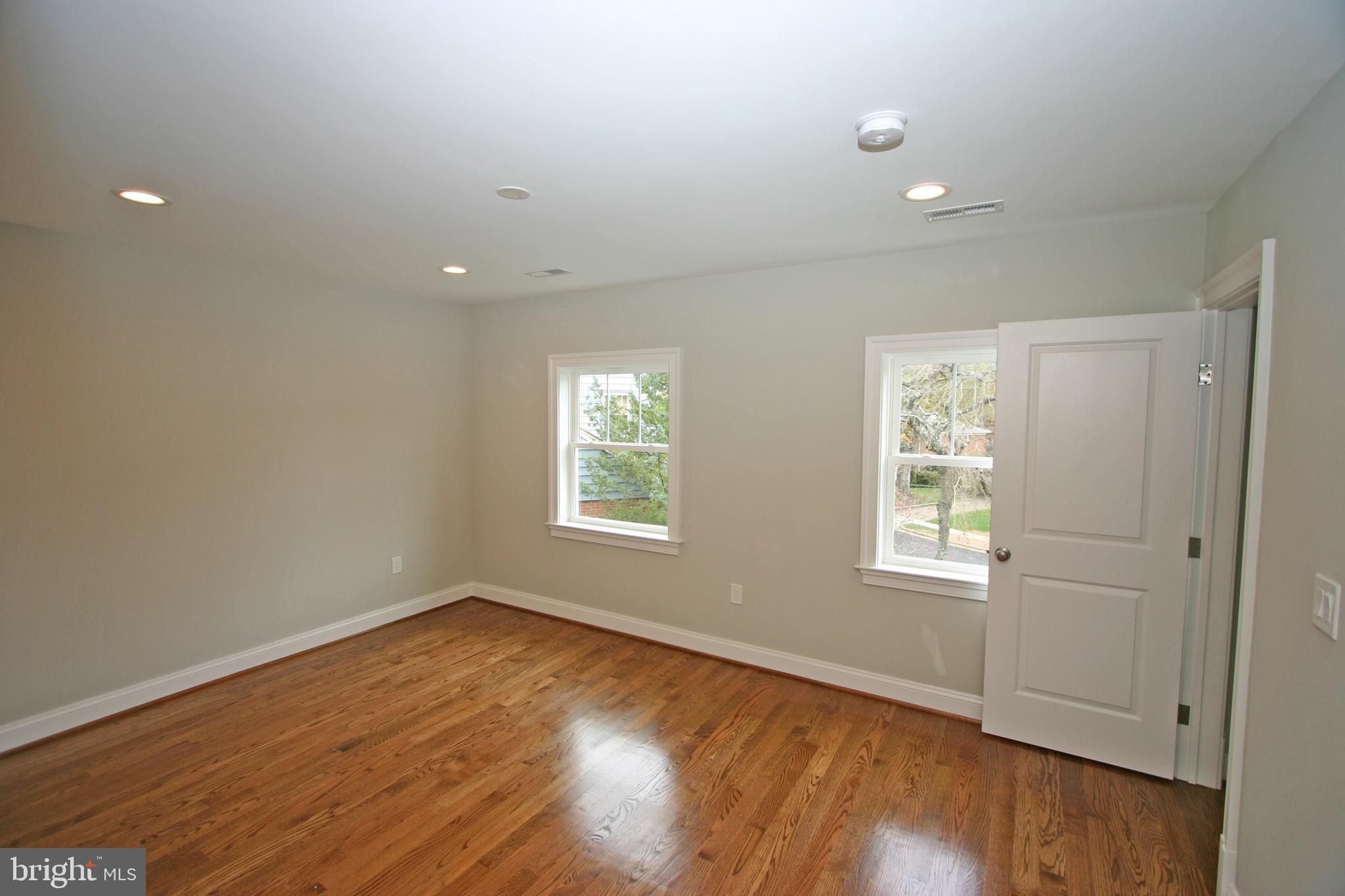 VAUXCLEUSE - Residential