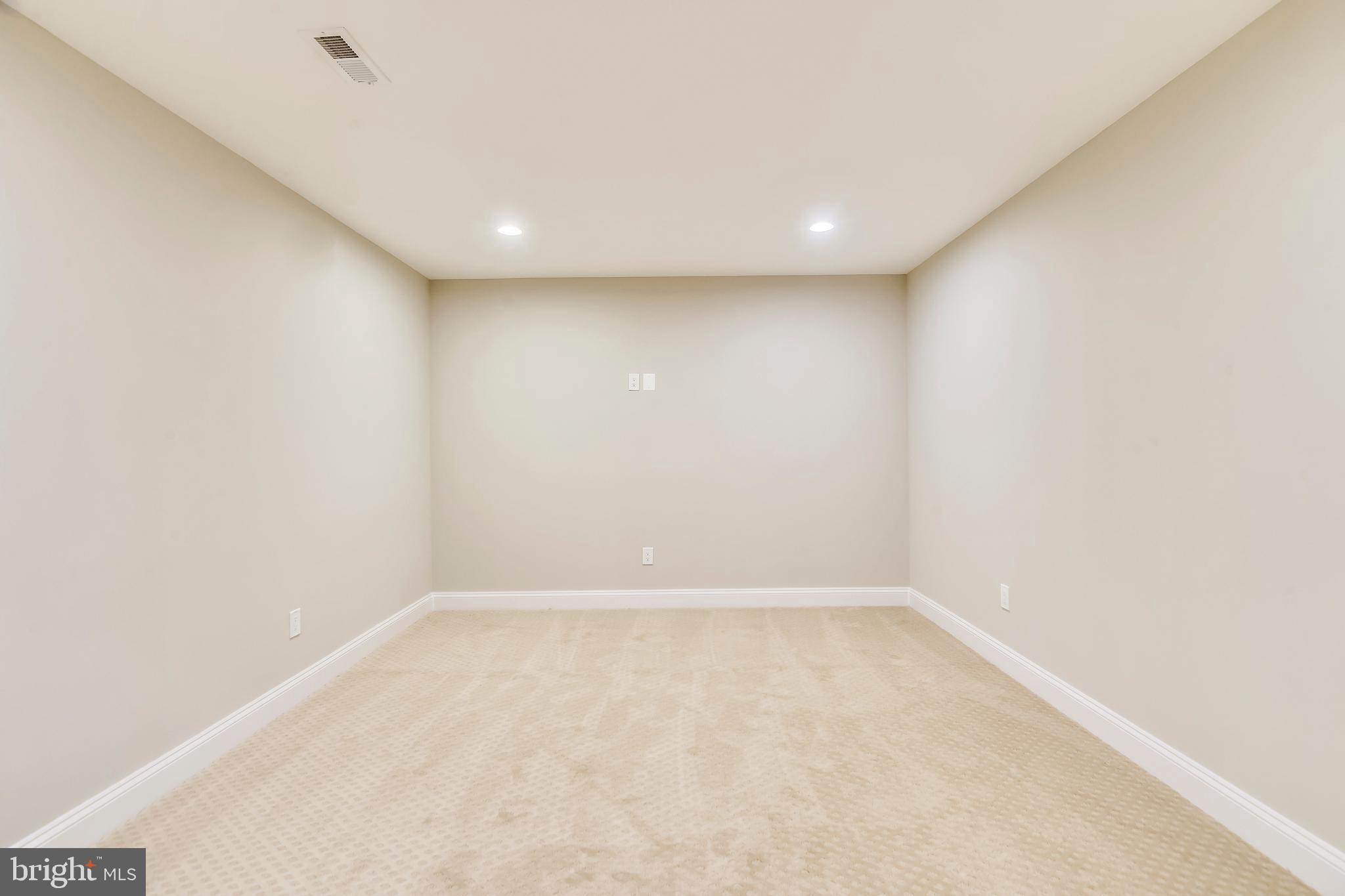 VAUXCLEUSE - Residential