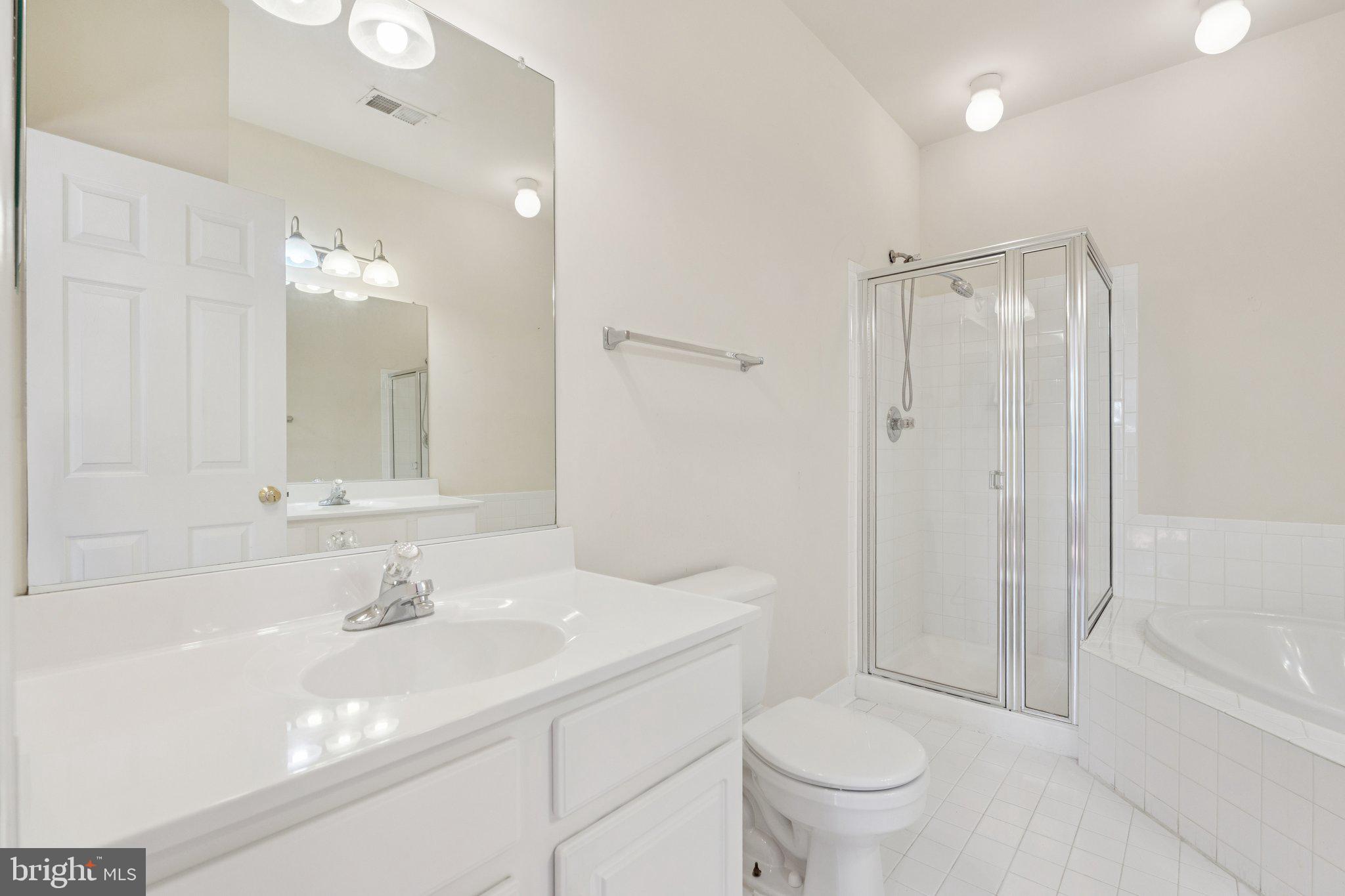 RIDGE TOP - Residential Lease