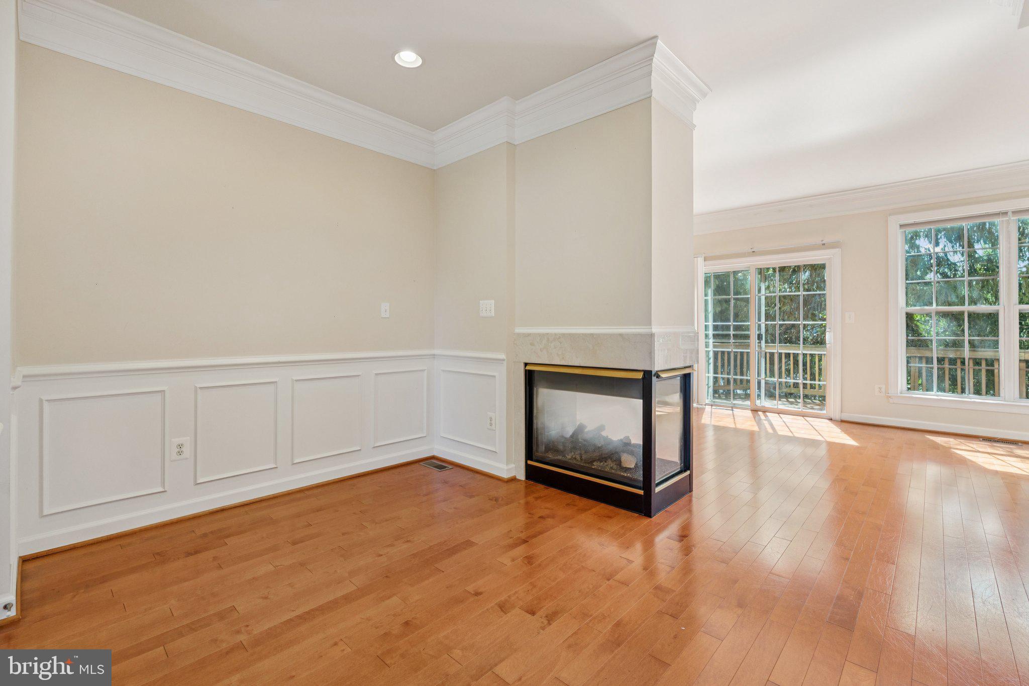 RIDGE TOP - Residential Lease