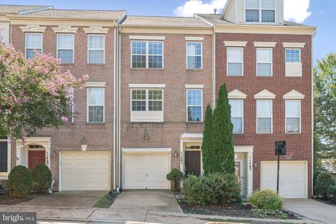Photo of 11465 Log Ridge Drive, FAIRFAX, VA 22030 (MLS # VAFX2267636)