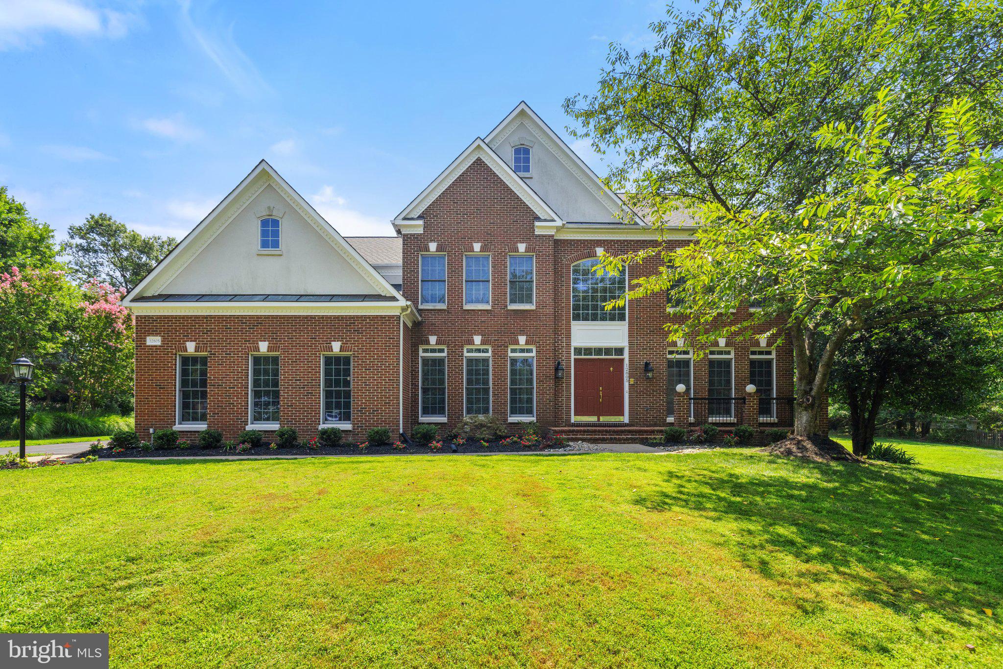 OAK HILL ESTATES - Residential