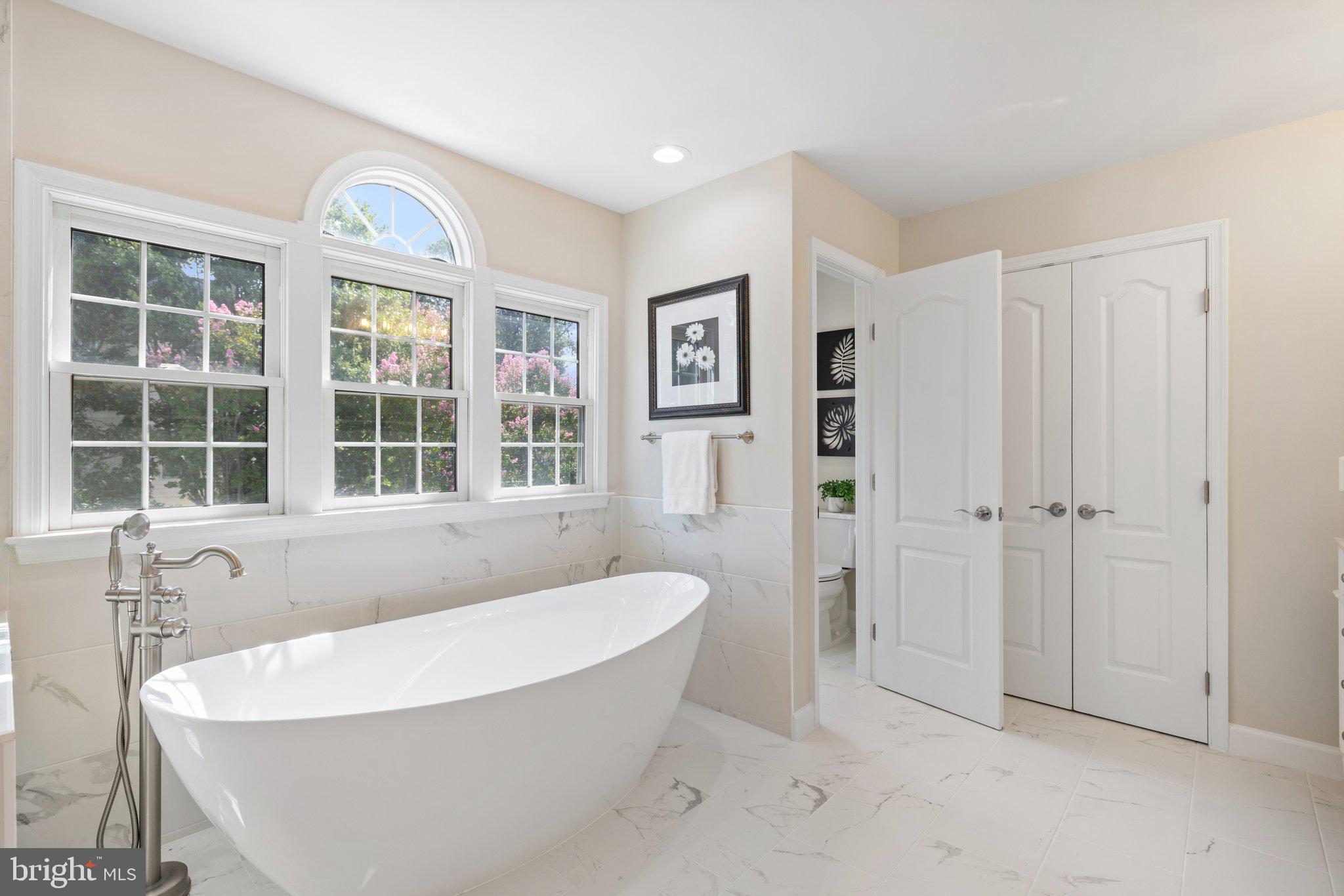 OAK HILL ESTATES - Residential