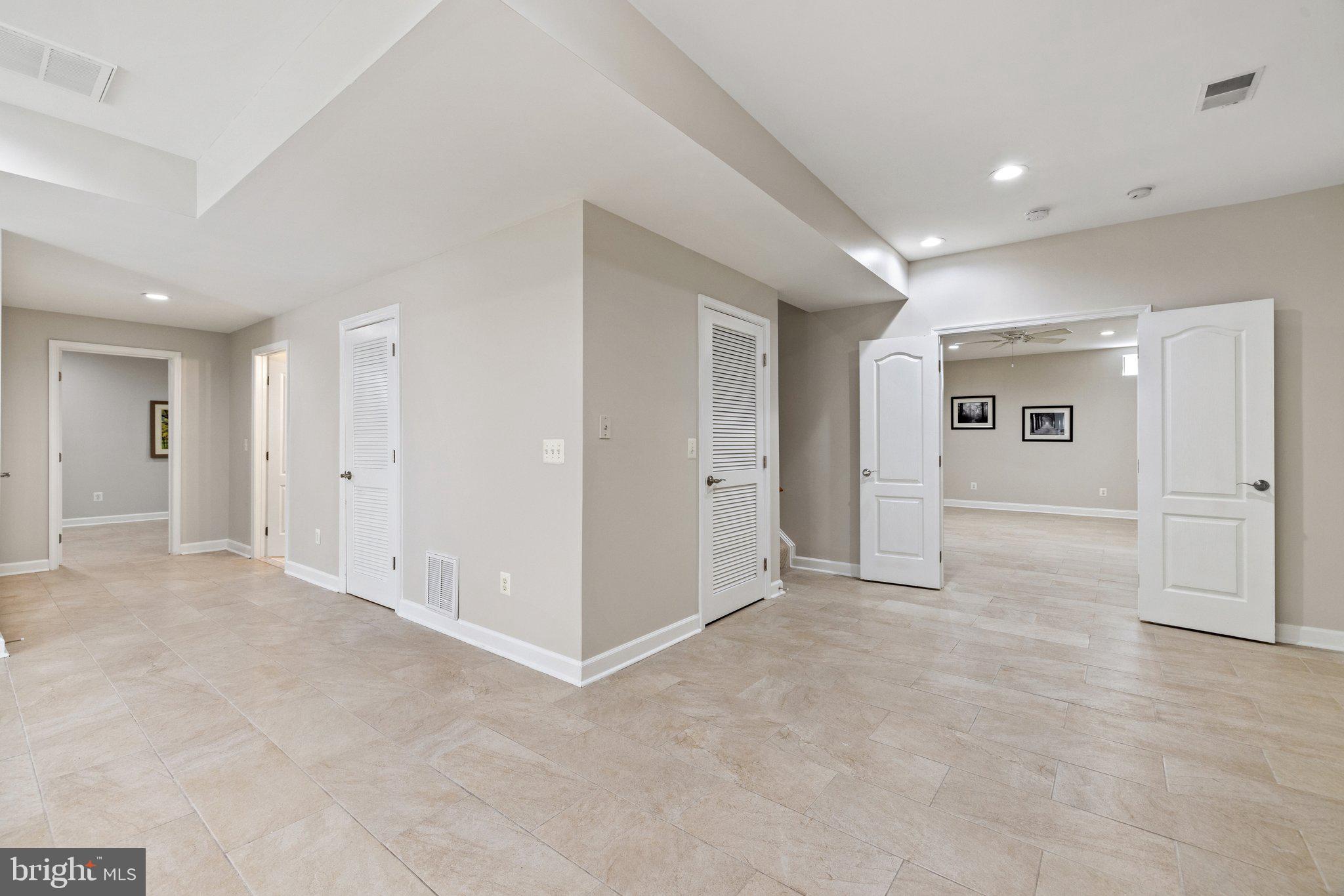 OAK HILL ESTATES - Residential