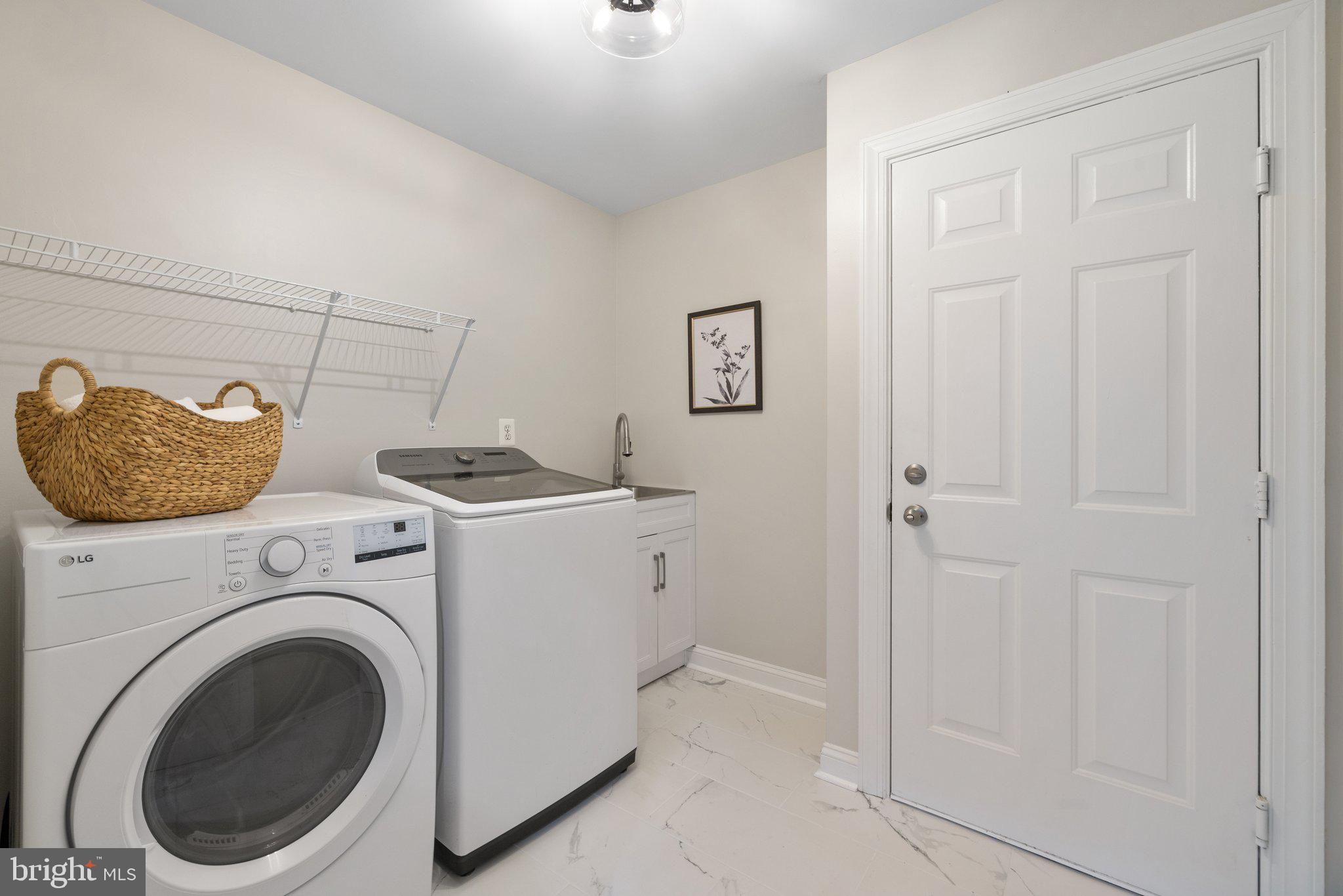 OAK HILL ESTATES - Residential