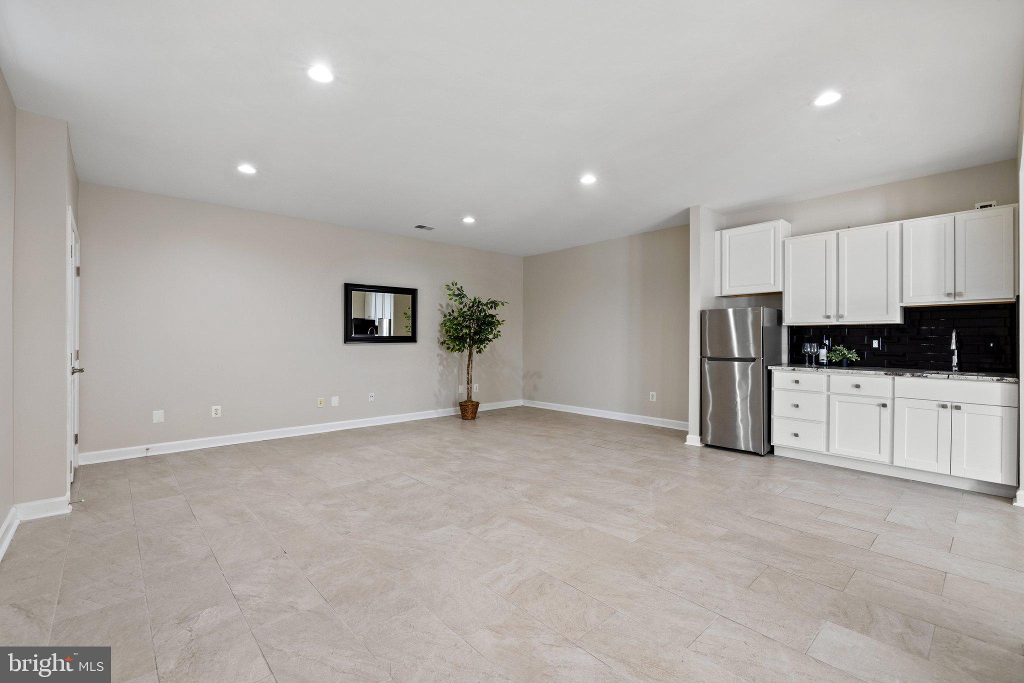 OAK HILL ESTATES - Residential