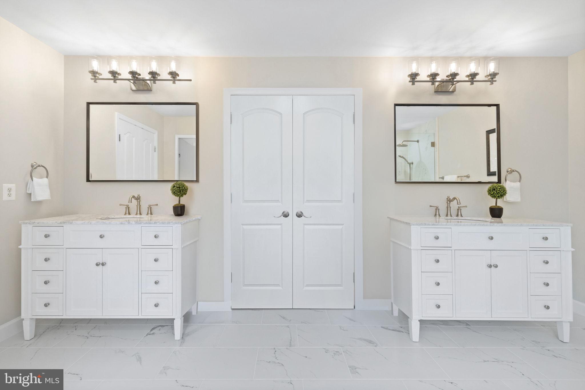 OAK HILL ESTATES - Residential