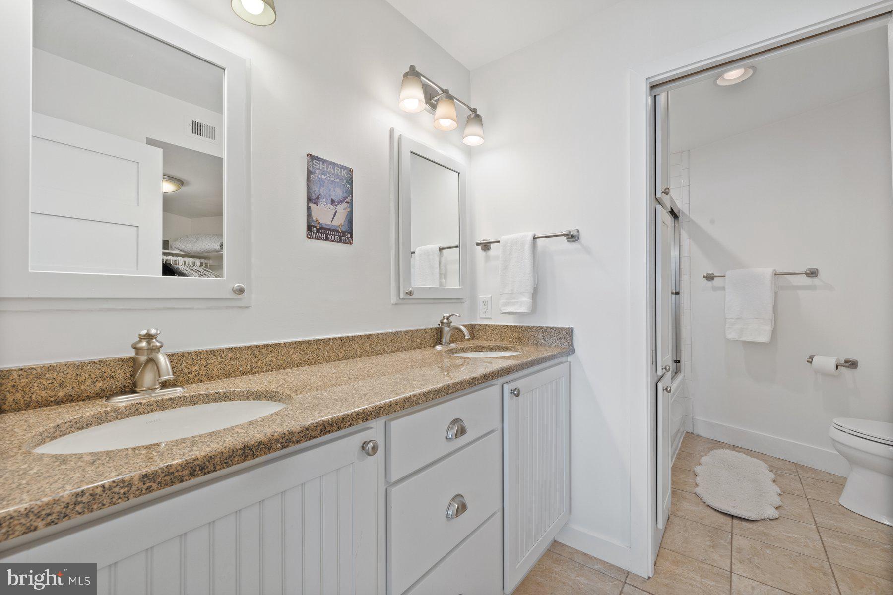 CHESAPEAKE HARBOUR - Residential